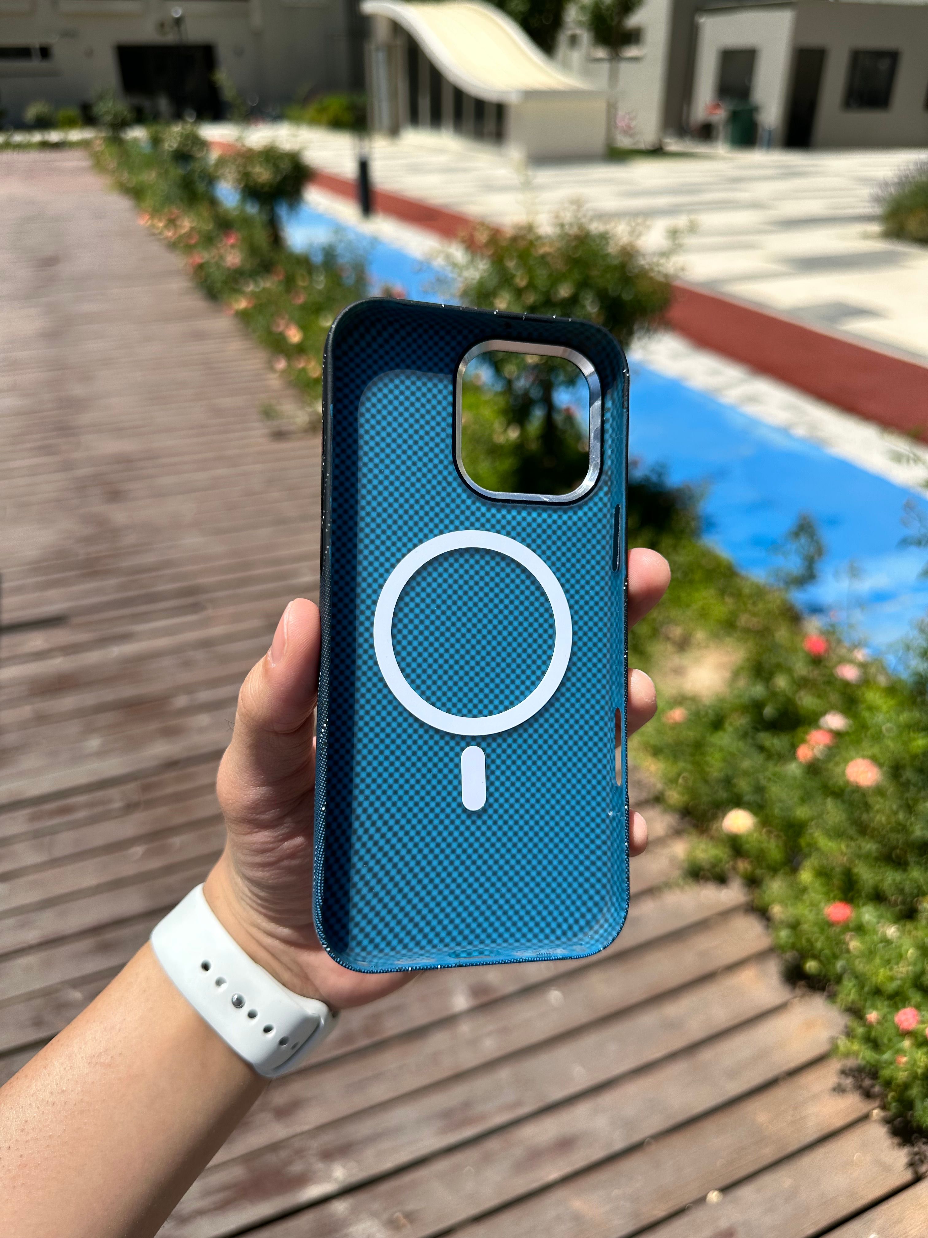 Rainfall Magsafe Karbon Telefon Kılıfı