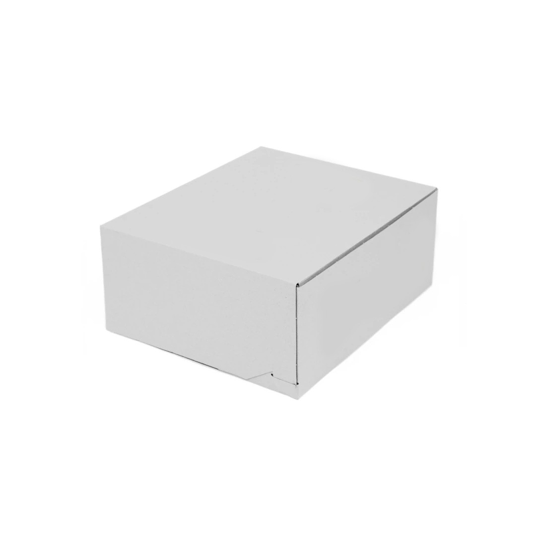 3 Baton Oluklu Sade Beyaz Renk Turta Kutusu 30x35x15 cm