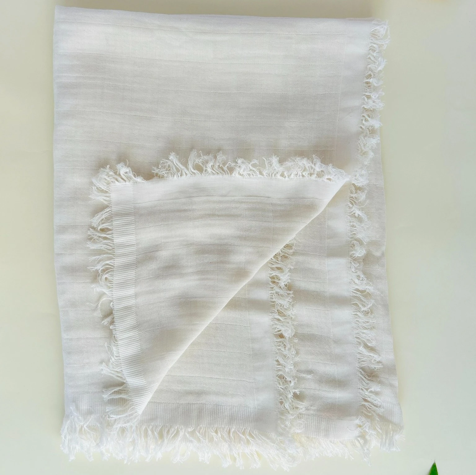 Püsküllü Çift Katlı Müslin Battaniye | Yenidoğan & Bebek Giyim