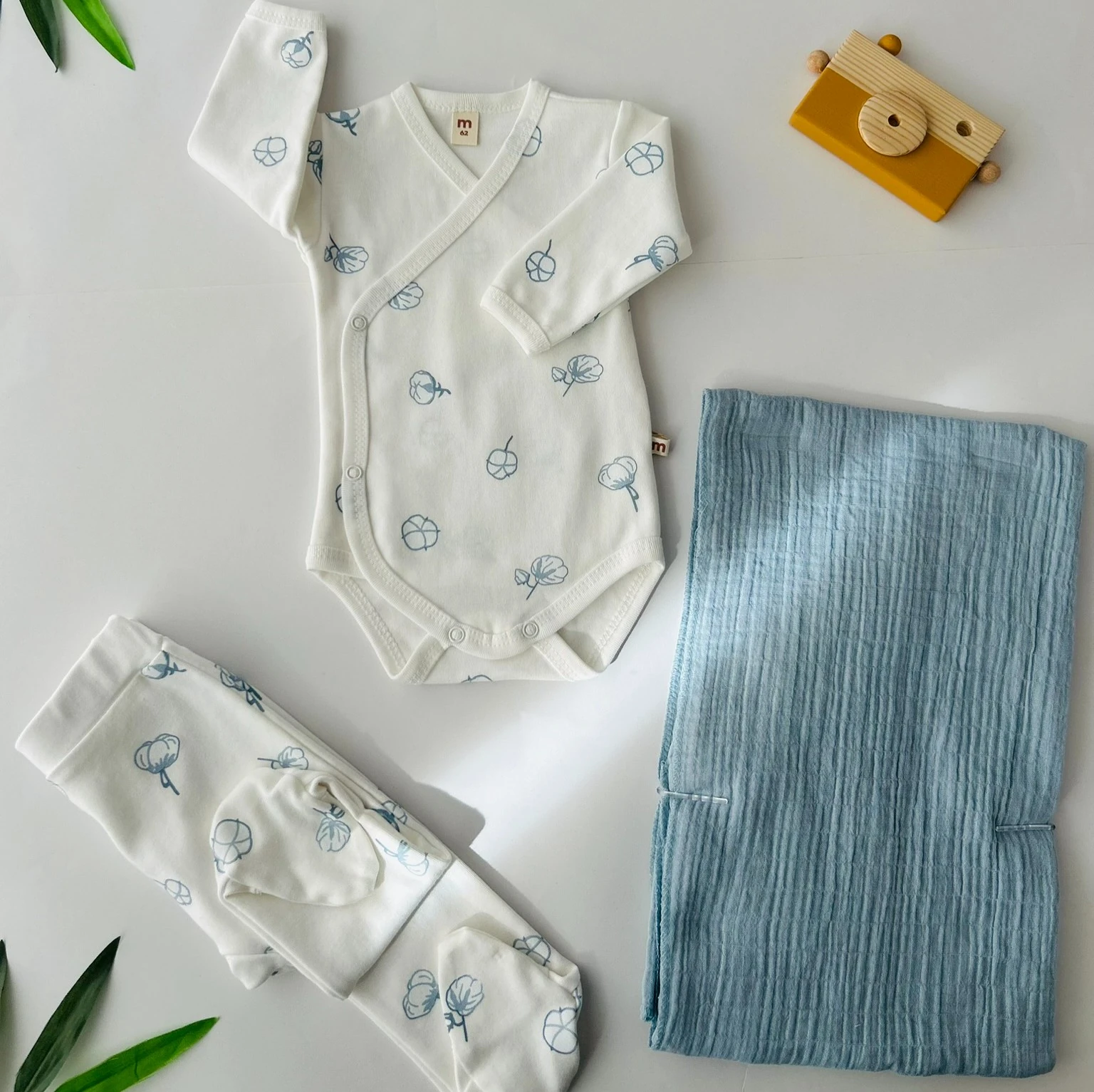 Pamuk Desenli 3'lü Hastane Çıkış Seti | Yenidoğan & Bebek Giyim