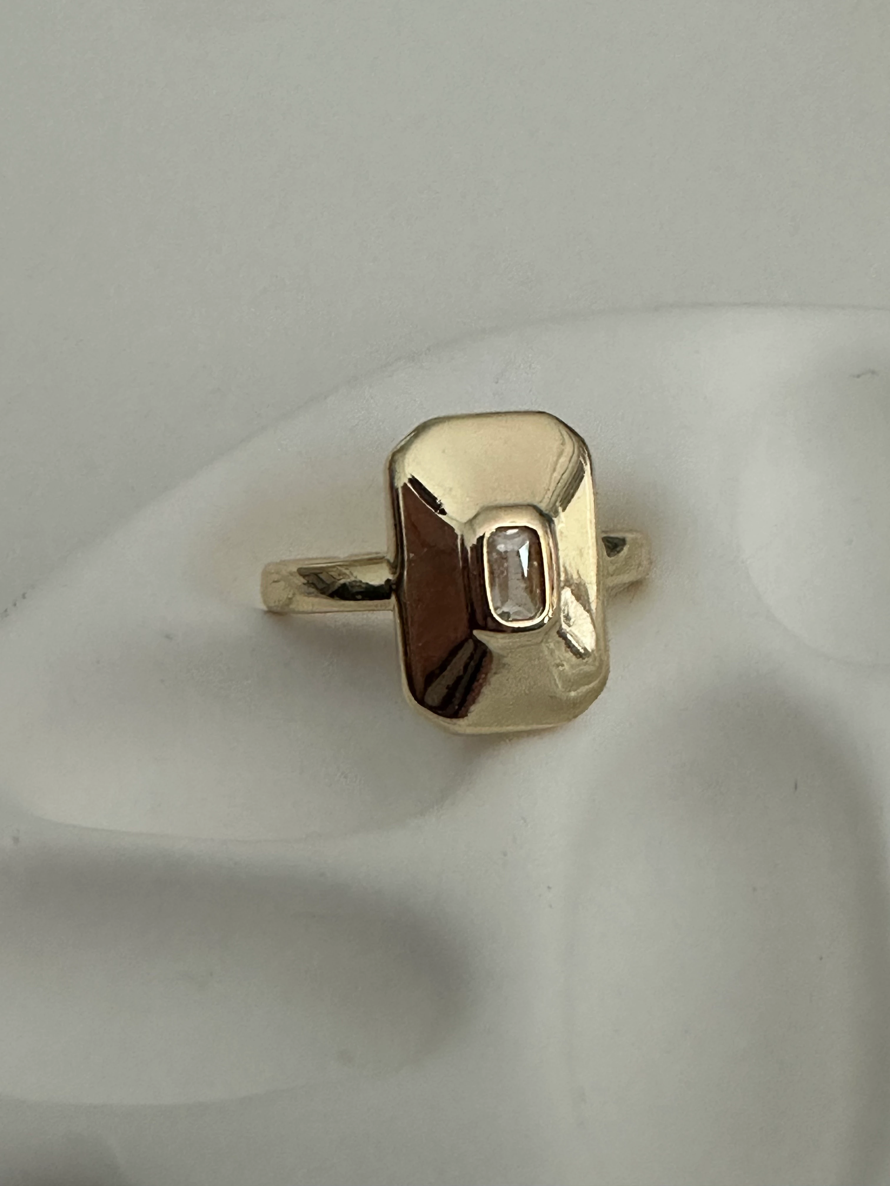 Baget Taşlı Yüzük