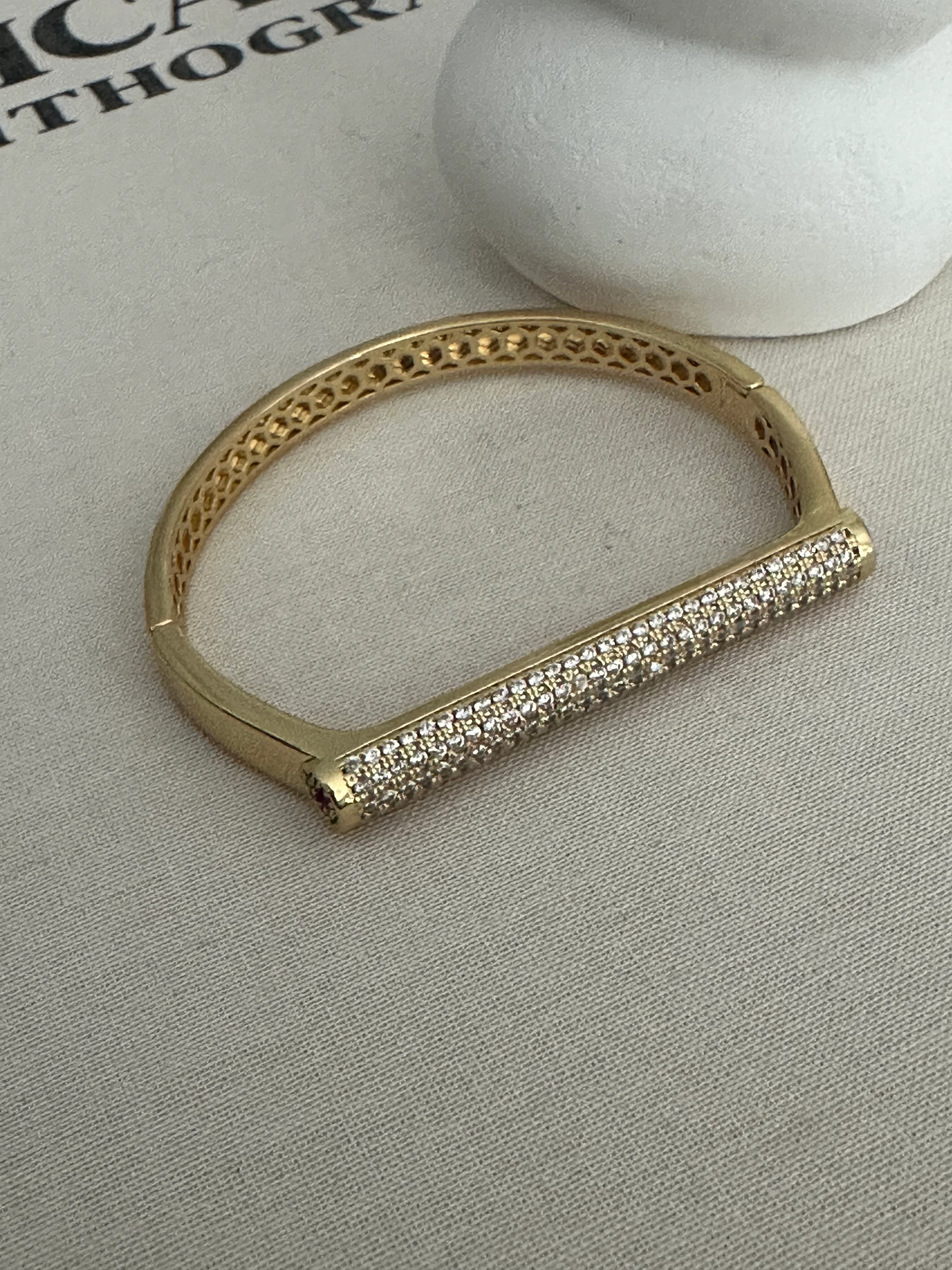 Tasarım Kelepçe Gold