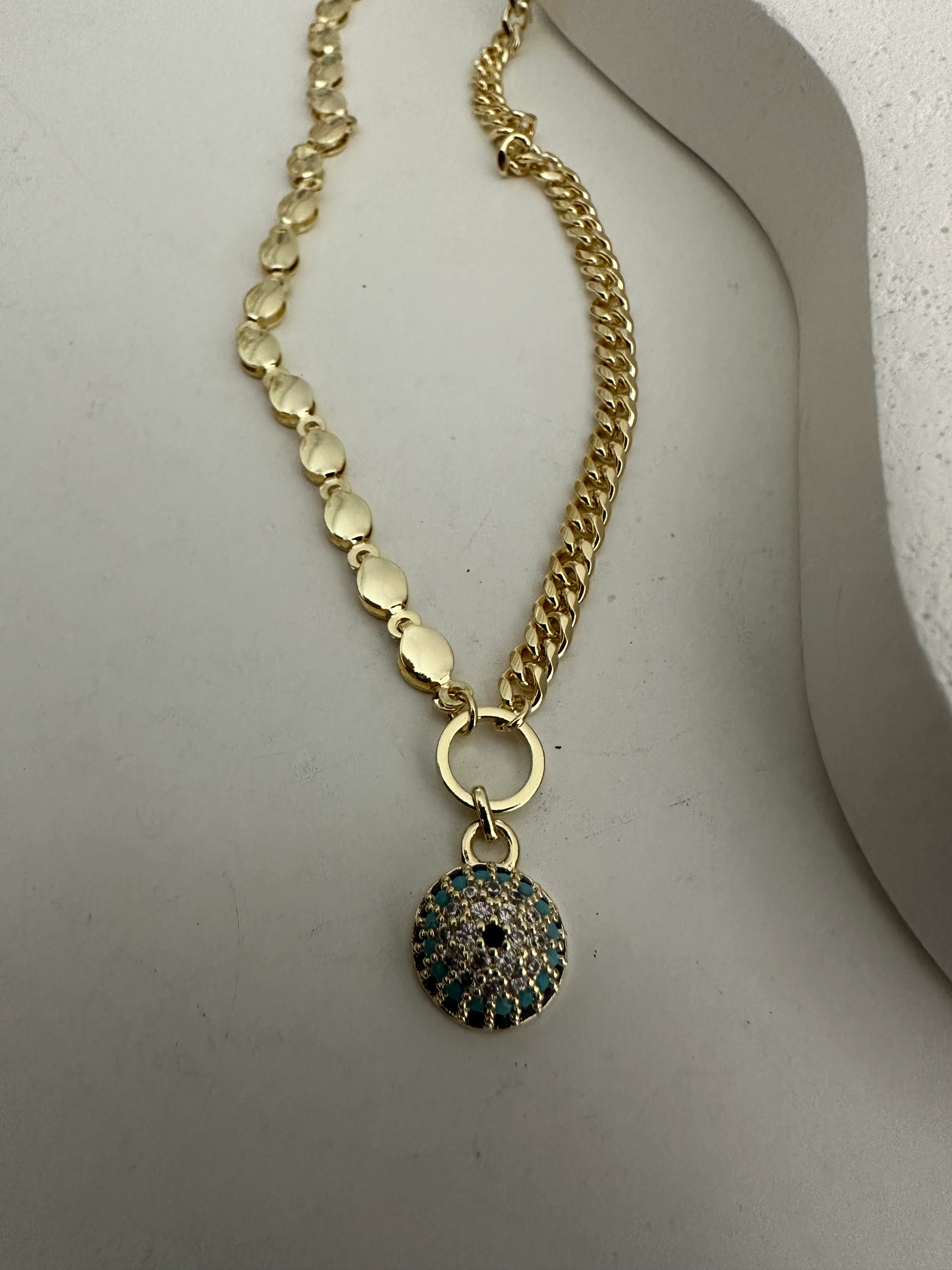 Çift Zincirli Nazar Kolye