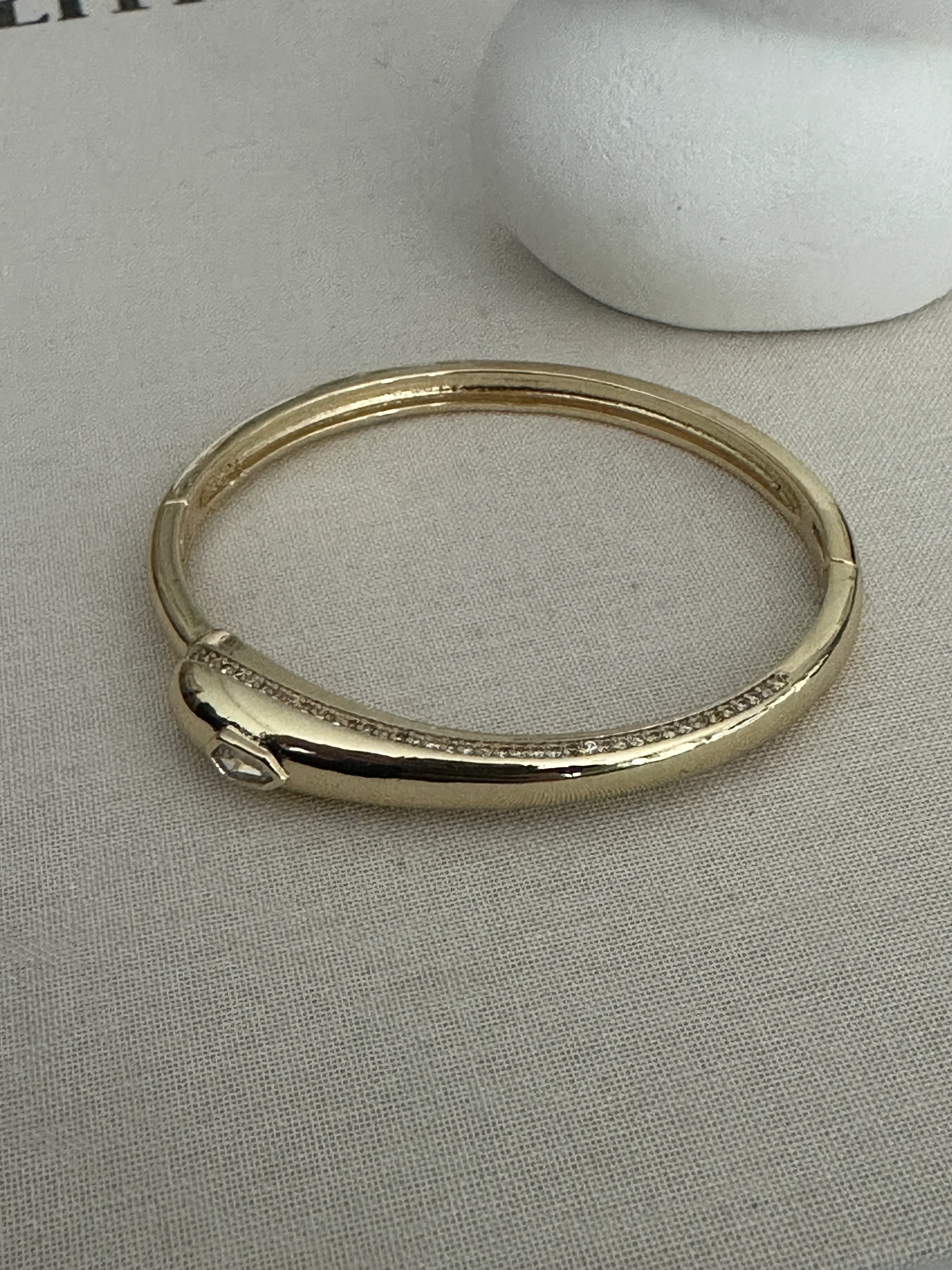 Bombeli Taşlı Kelepçe