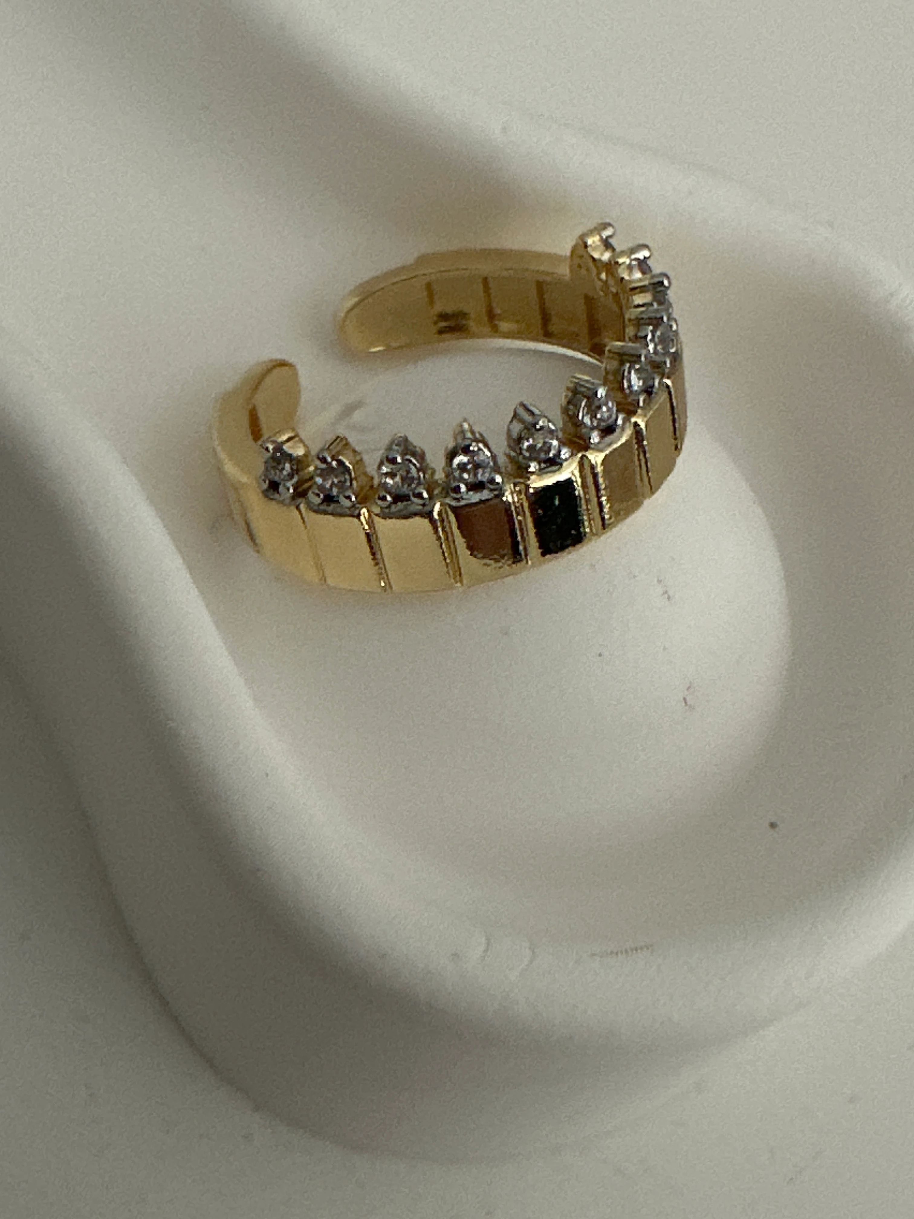 Minimal Taşlı Yüzük