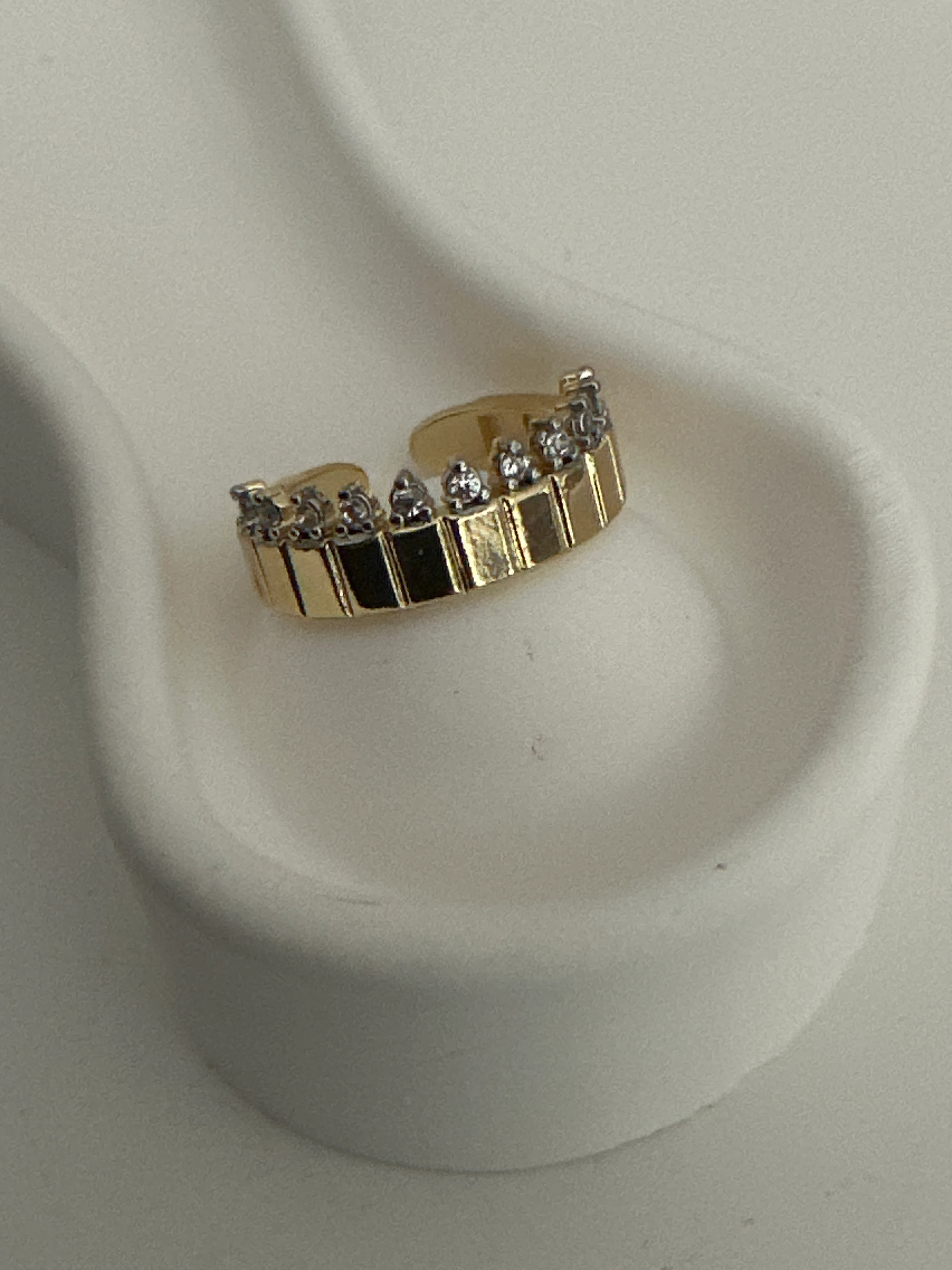 Minimal Taşlı Yüzük