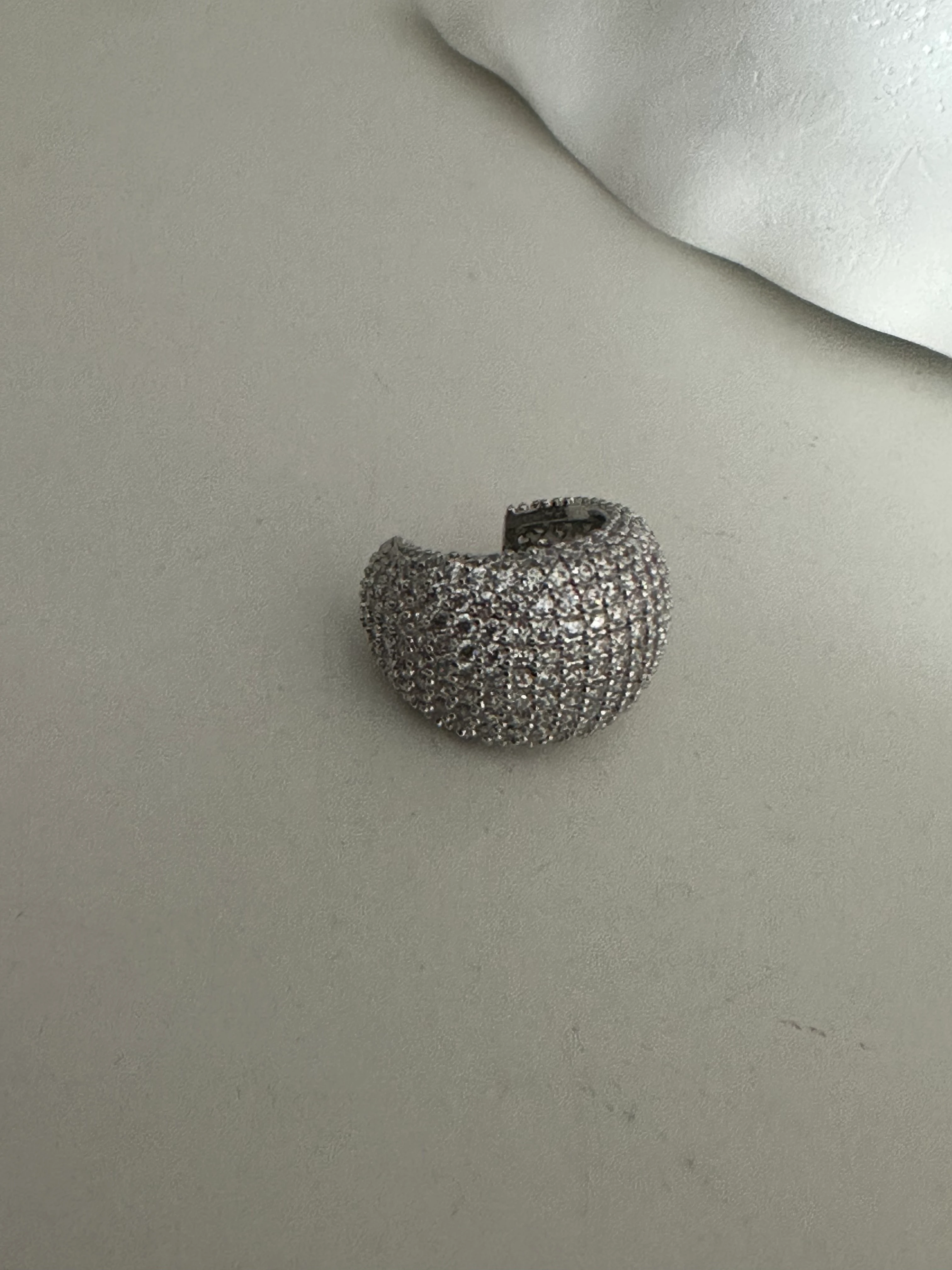 Zirkon Taşlı Gümüş Kıkırdak 