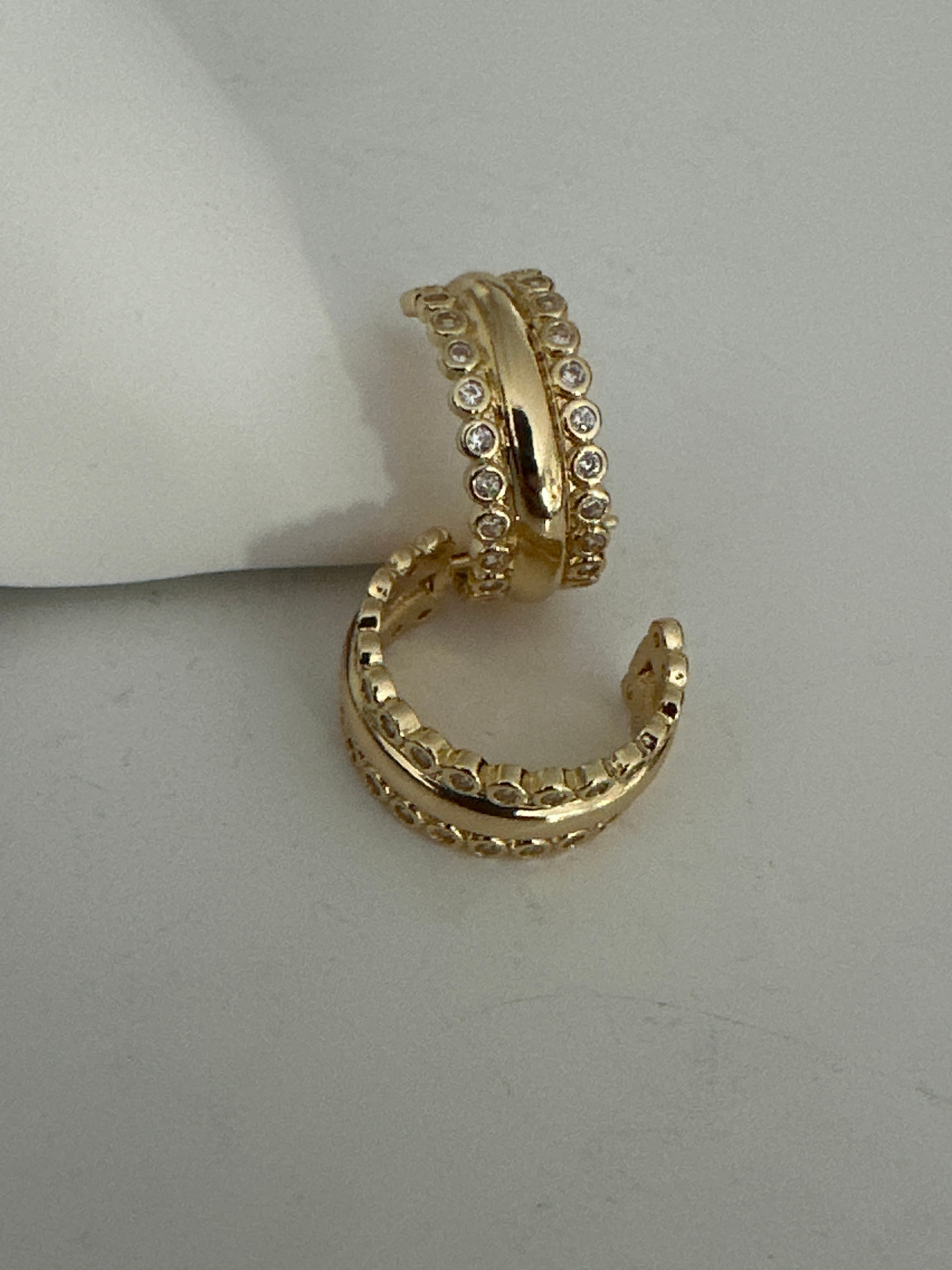Zirkon Taşlı Halka Küpe