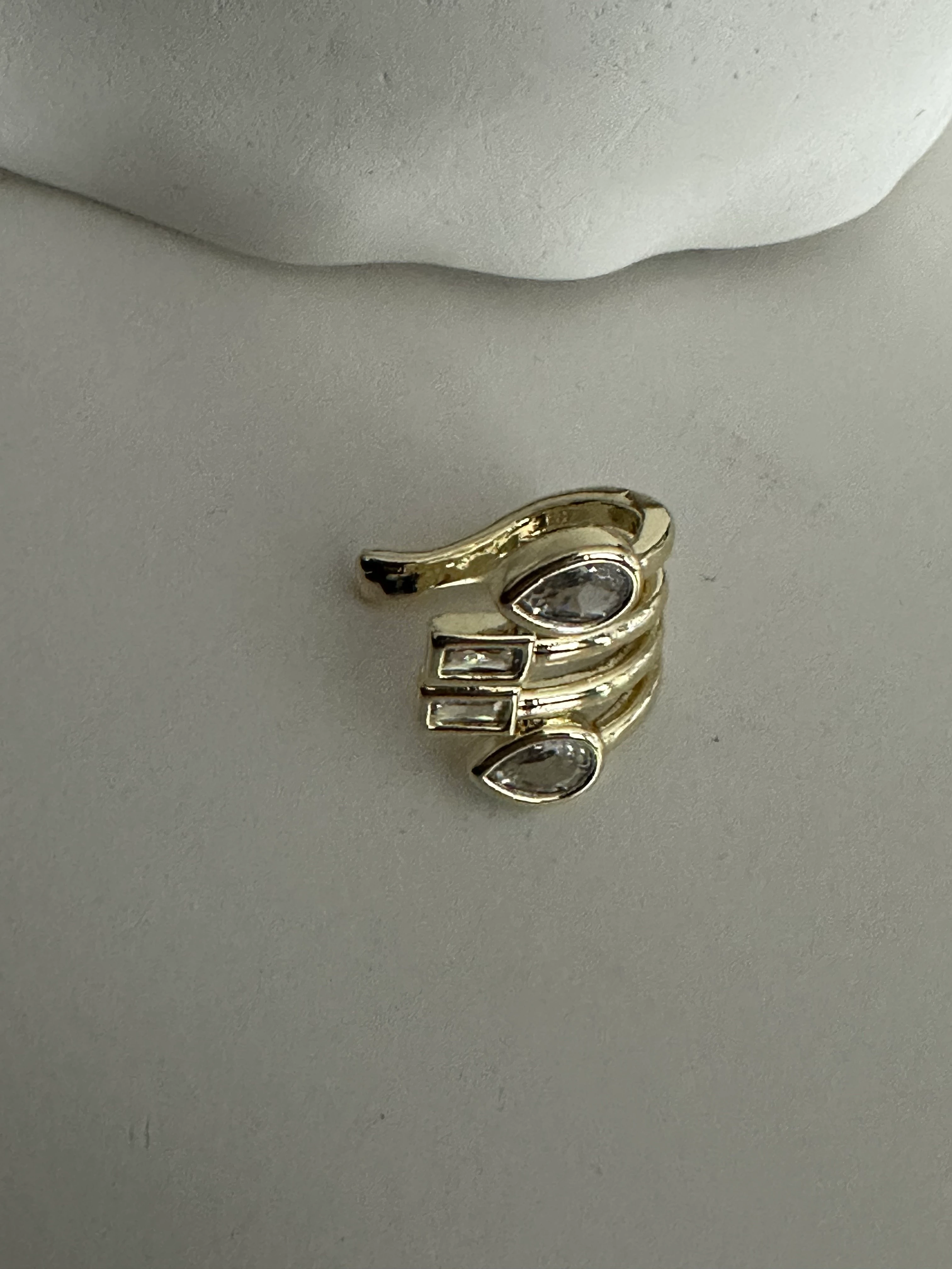 Çelik Kıkırdak Küpe