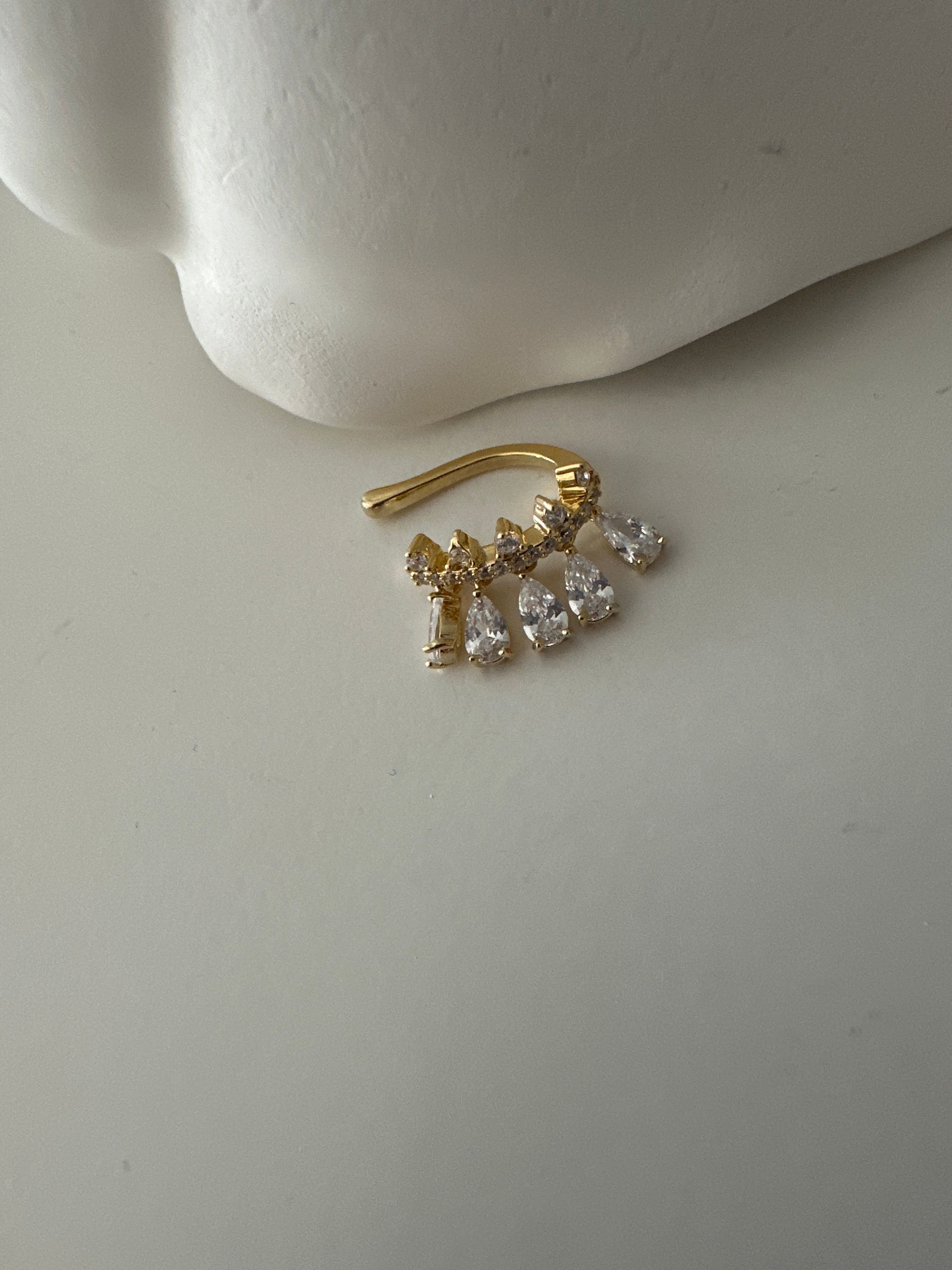 Sallantı Kıkırdak Küpe