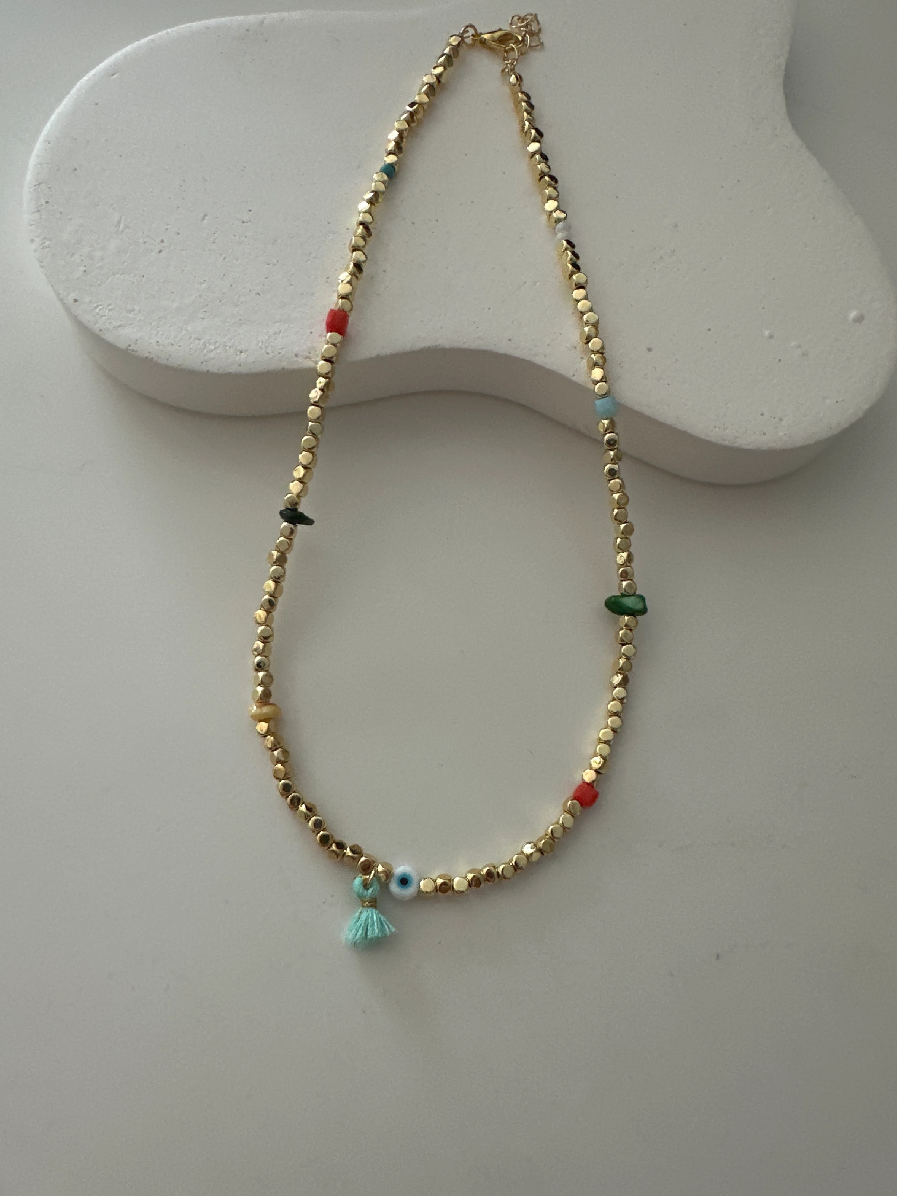 Püsküllü Nazar Kolye