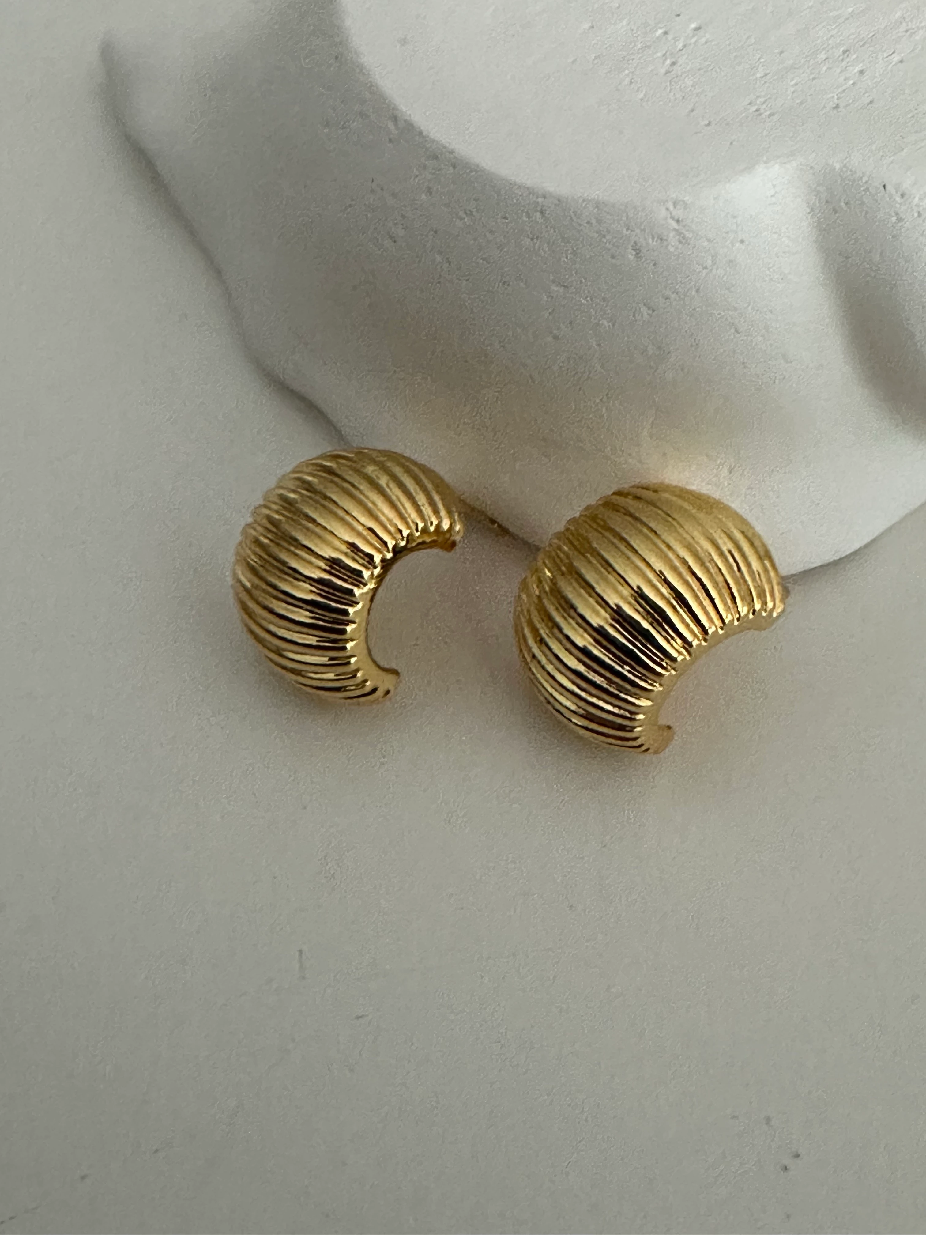 Çizgili Çelik Halka Küpe