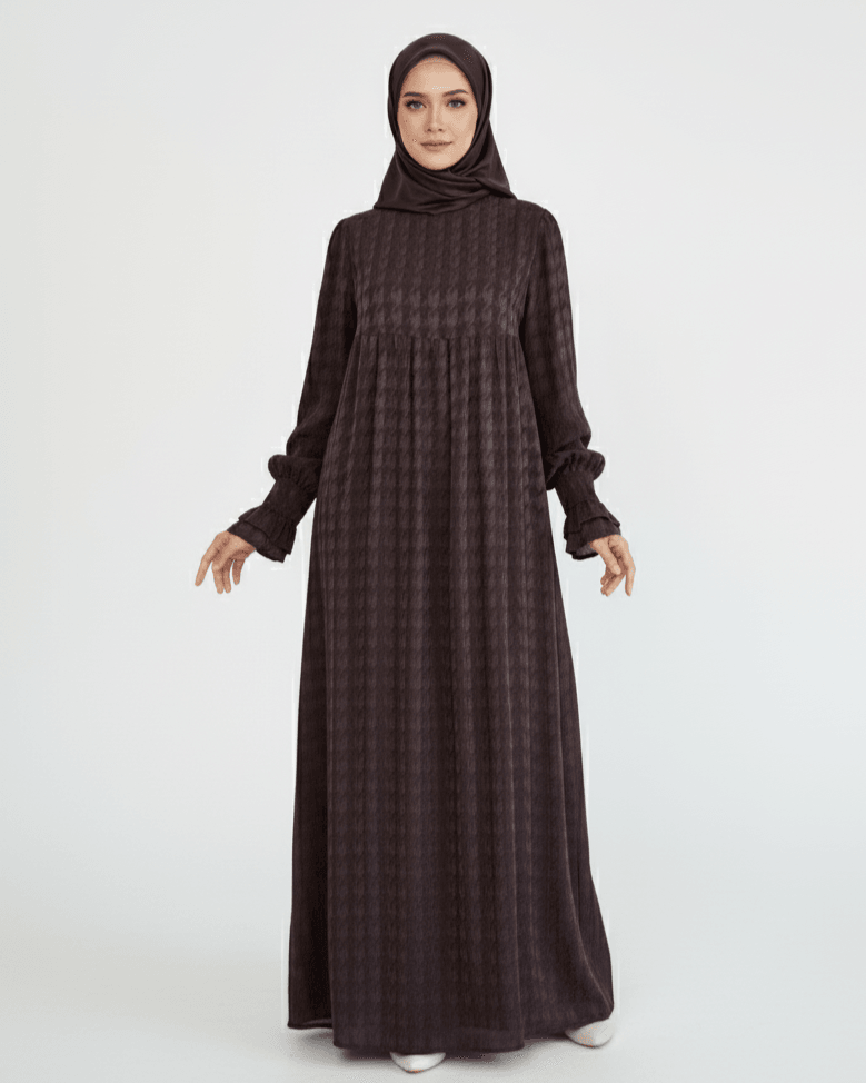 Suzan Elbise Desenli Kumaş %100 İpek Cupra Desen değiştirmek için Whatsapp üzerinden iletişime geçebilirsiniz