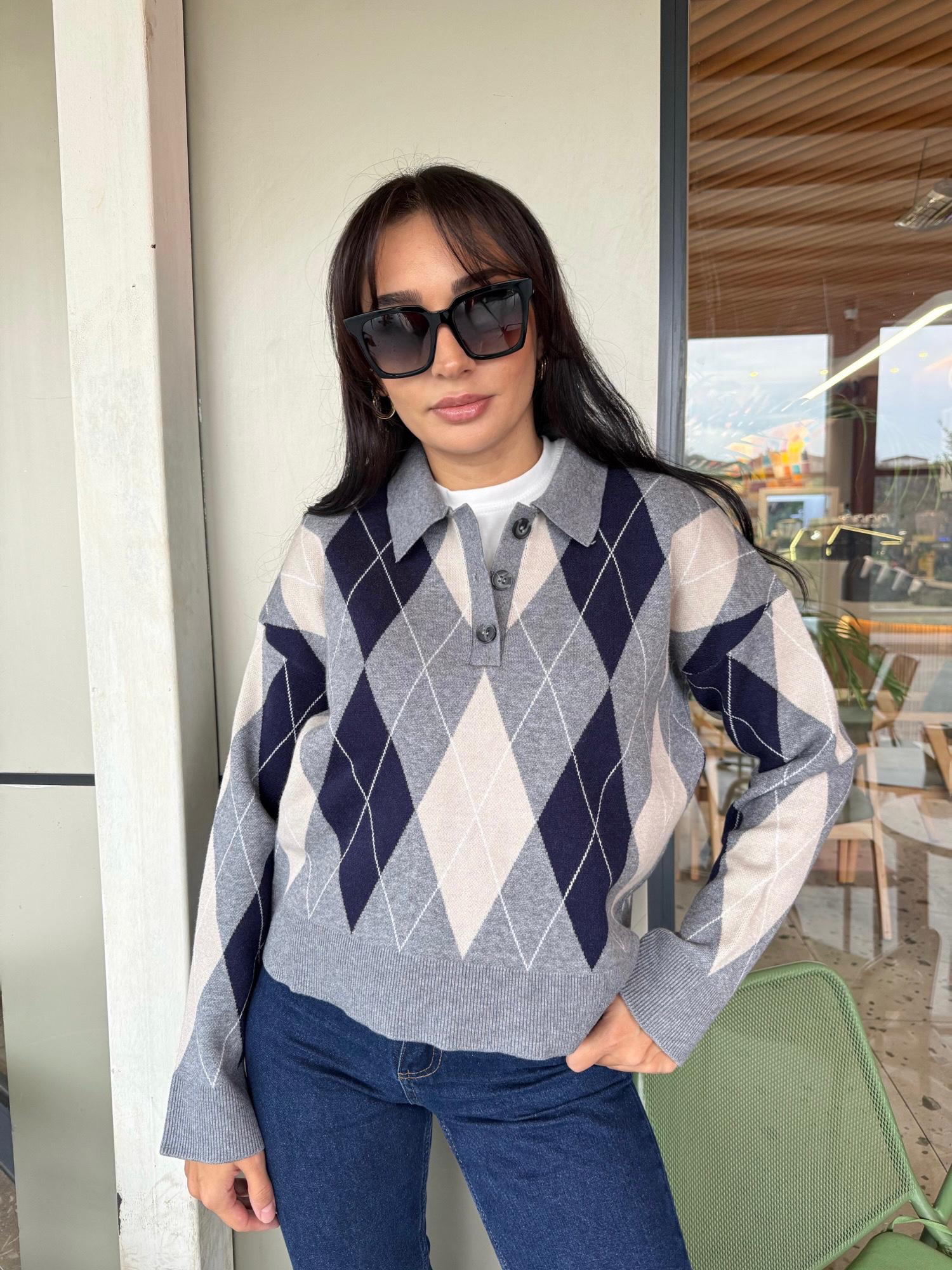 Yumuşak Dokulu Baklava Desenli  Polo Yaka Kazak