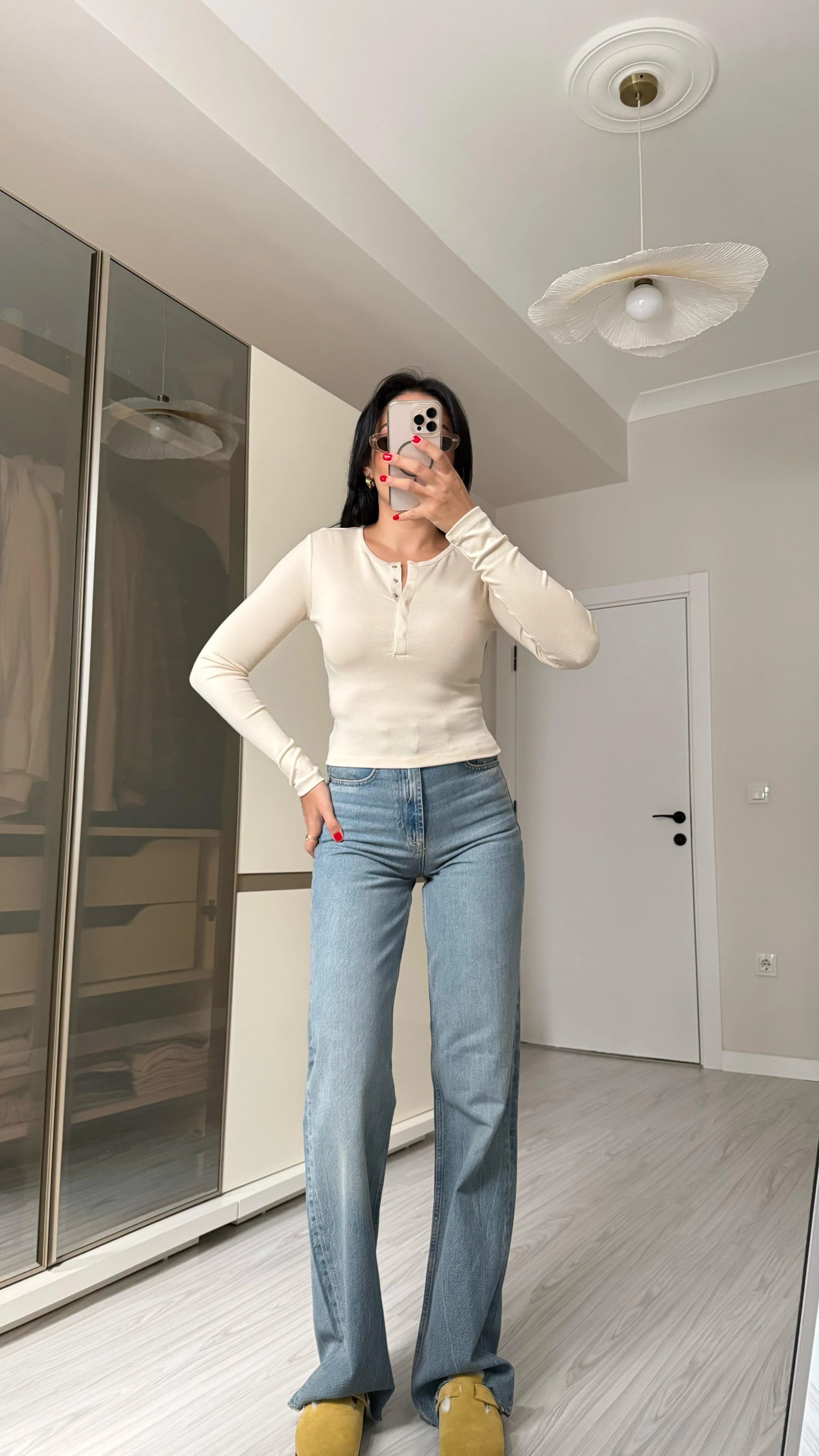 Uzun Kollu Çıtçıt Düğmeli Top