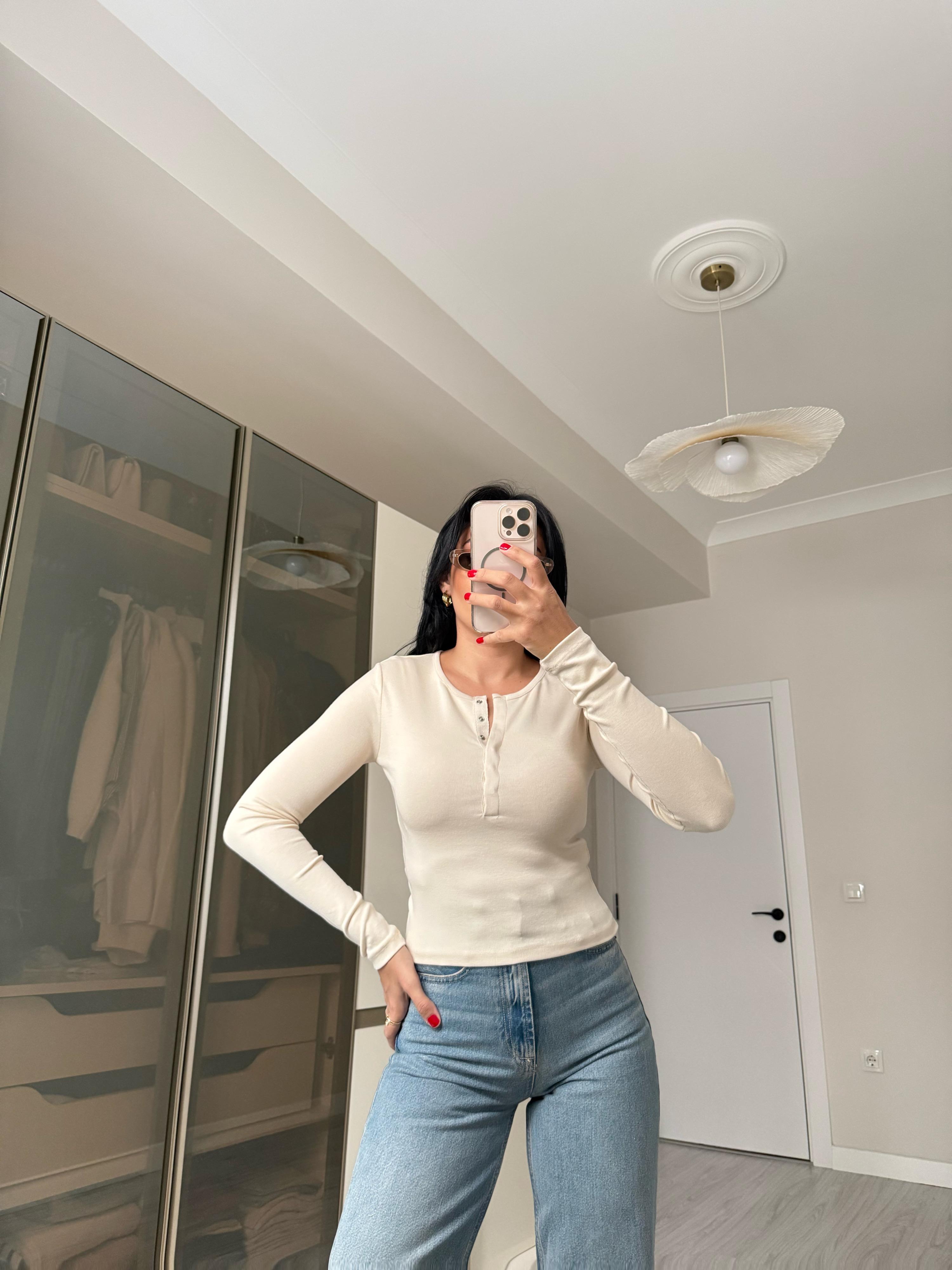 Uzun Kollu Çıtçıt Düğmeli Top