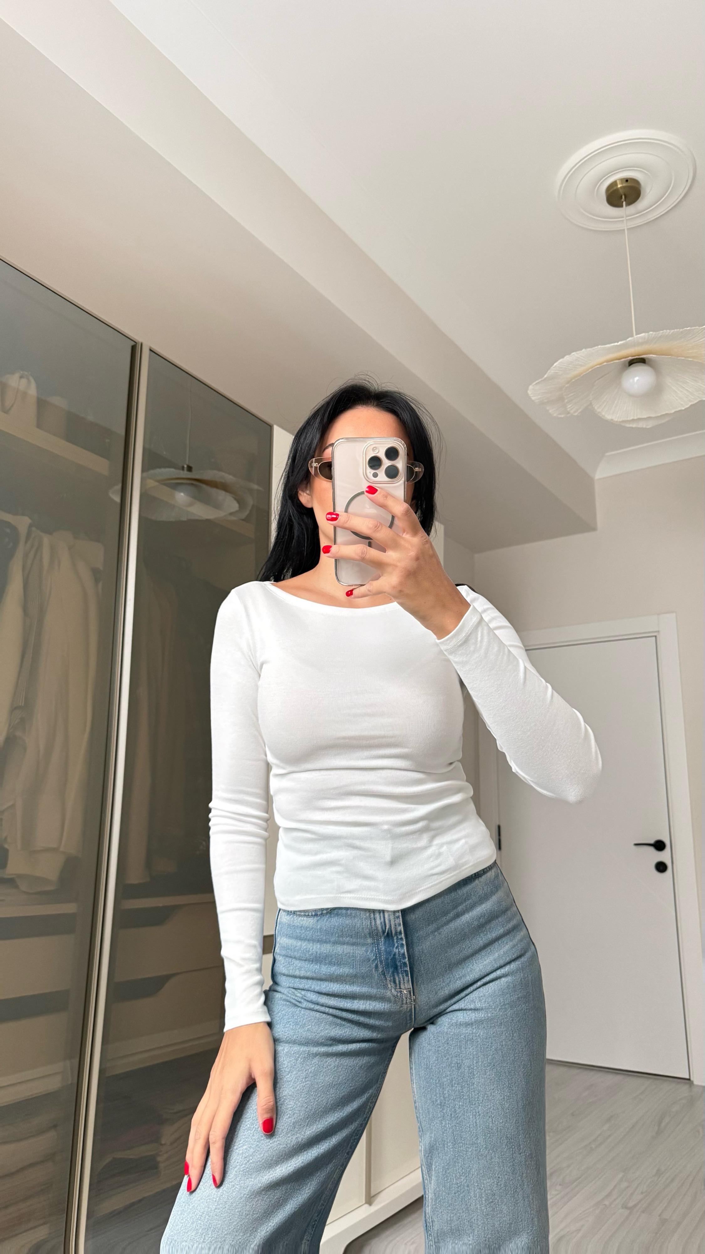 Kayık Yaka Uzun Kollu Top