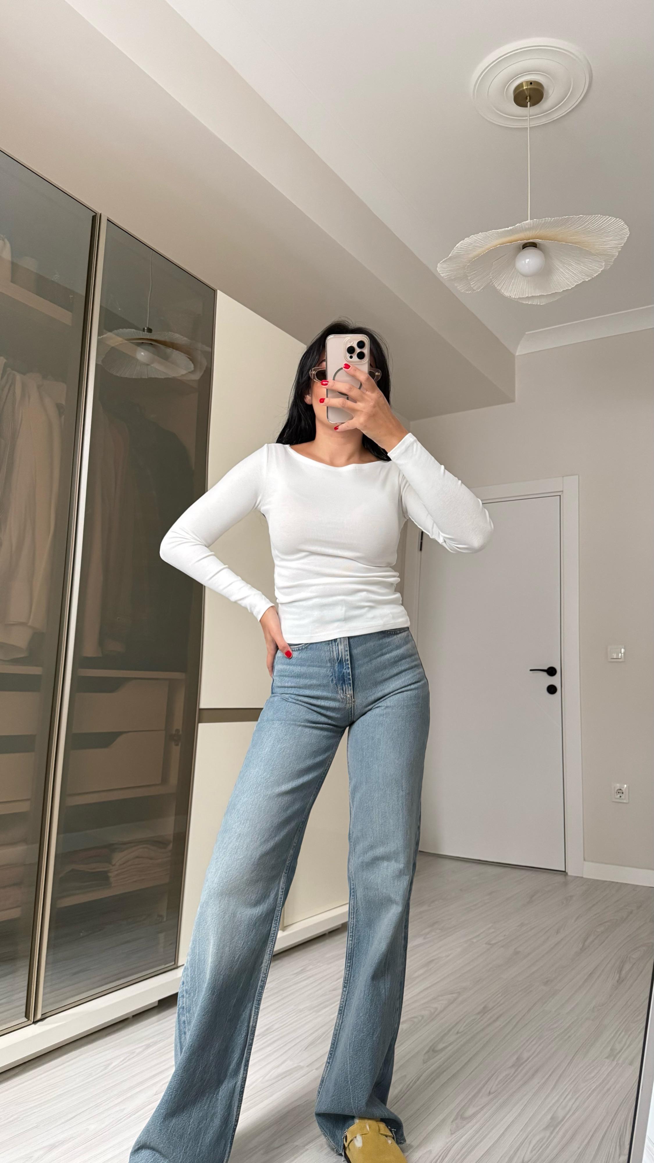 Kayık Yaka Uzun Kollu Top