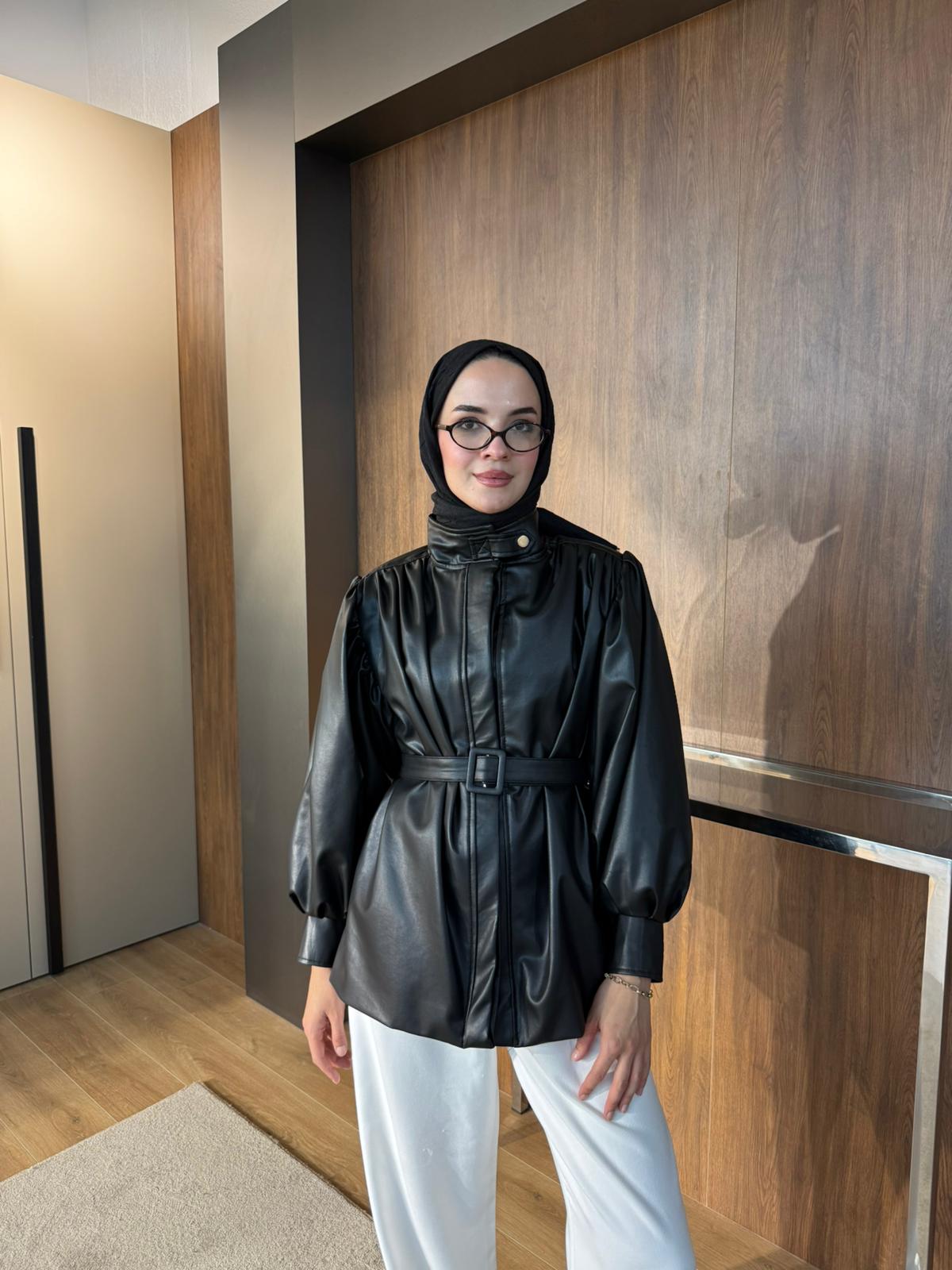 DERİ KEMERLİ CEKET  - Siyah