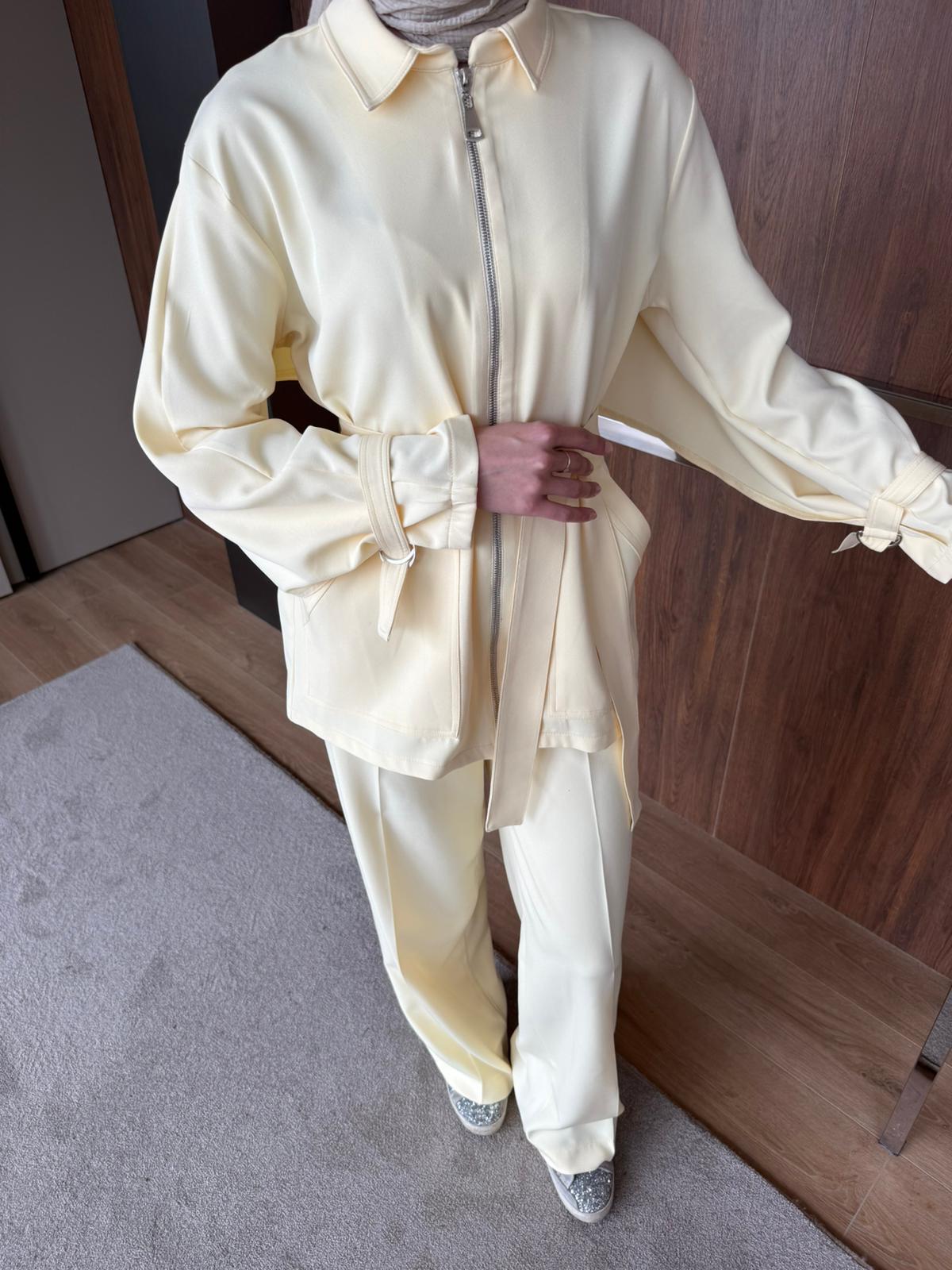 PELERİN DETAYLI OXXO TAKIM - Sarı