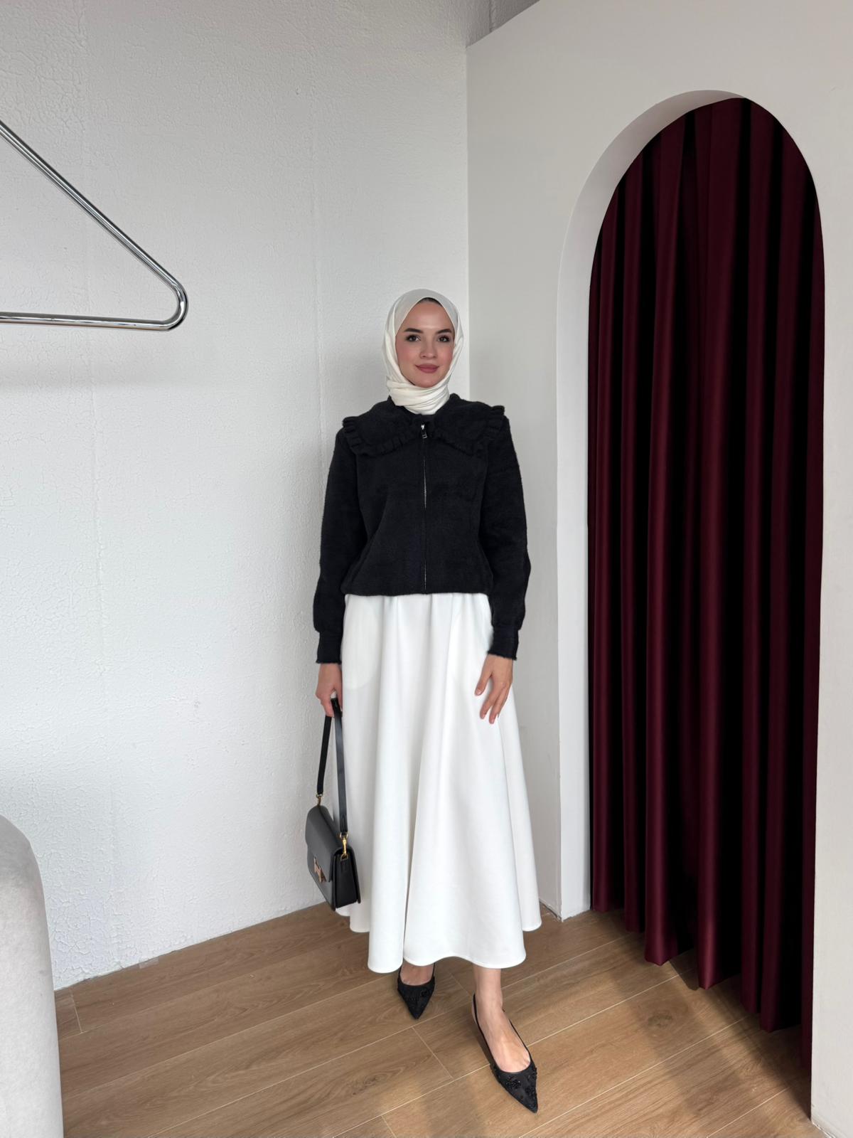 FERMUARLI TRİKO HIRKA  - Siyah