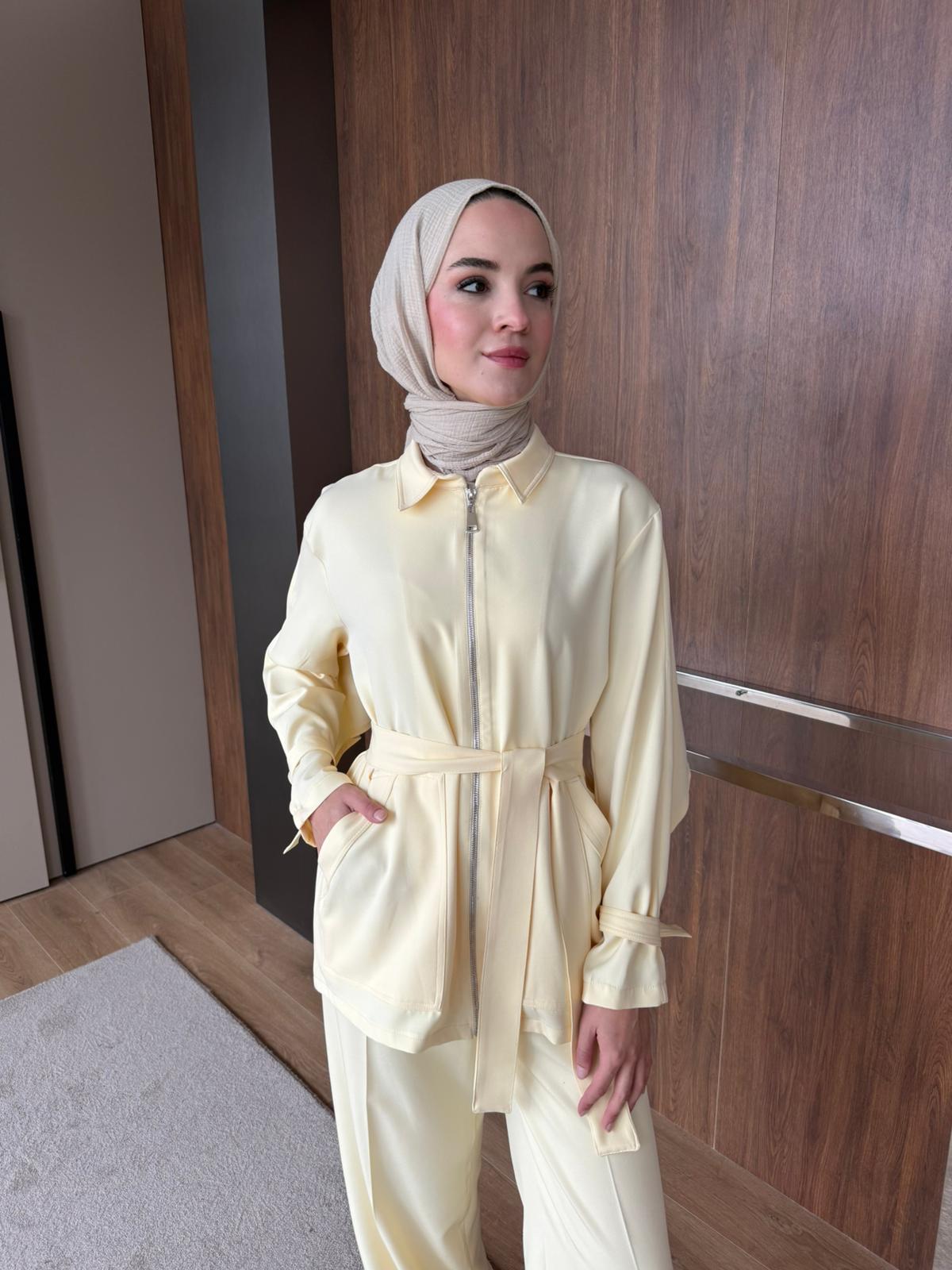 PELERİN DETAYLI OXXO TAKIM - Sarı