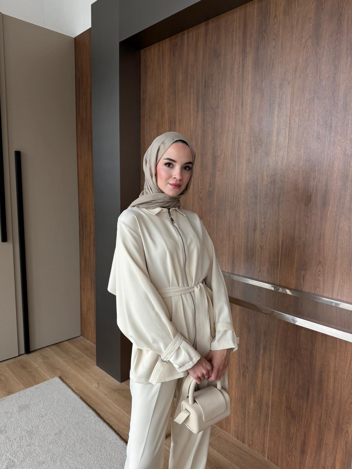 PELERİN DETAYLI OXXO TAKIM - Krem