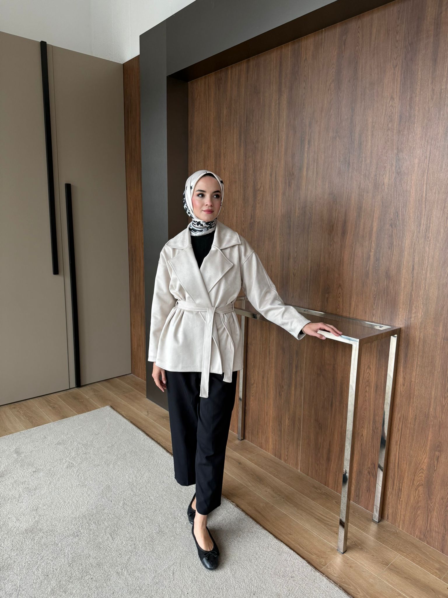 SÜET ASTARLI TRENÇ - Krem