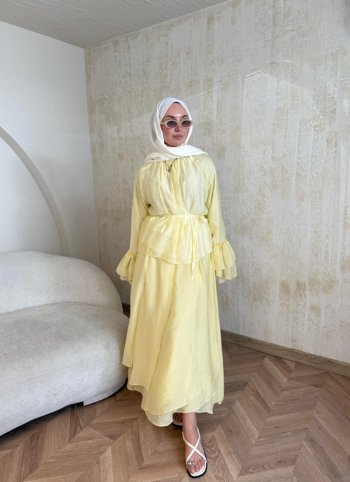 Sarı