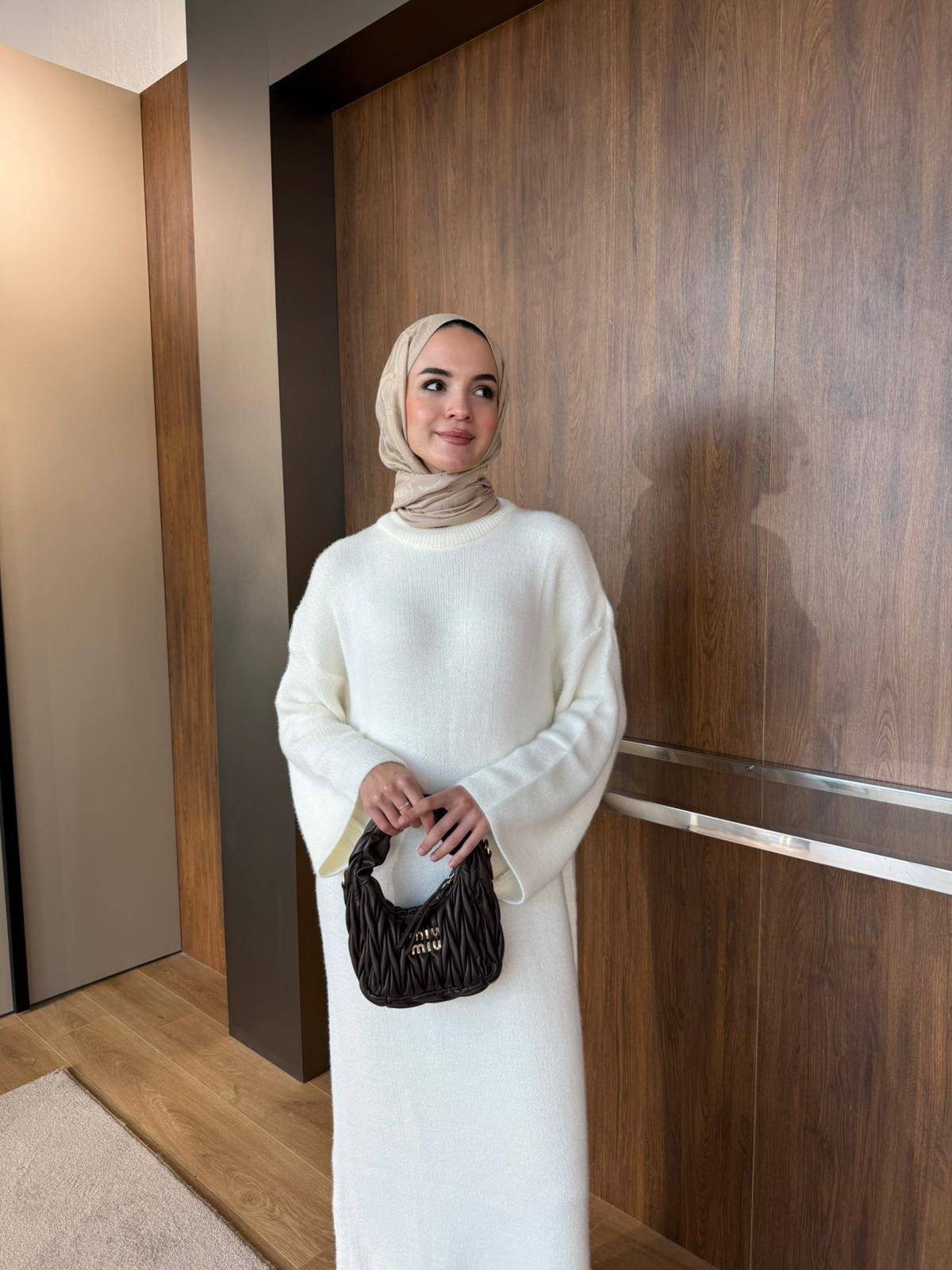 SAKALLI TRİKO ELBİSE  - Beyaz