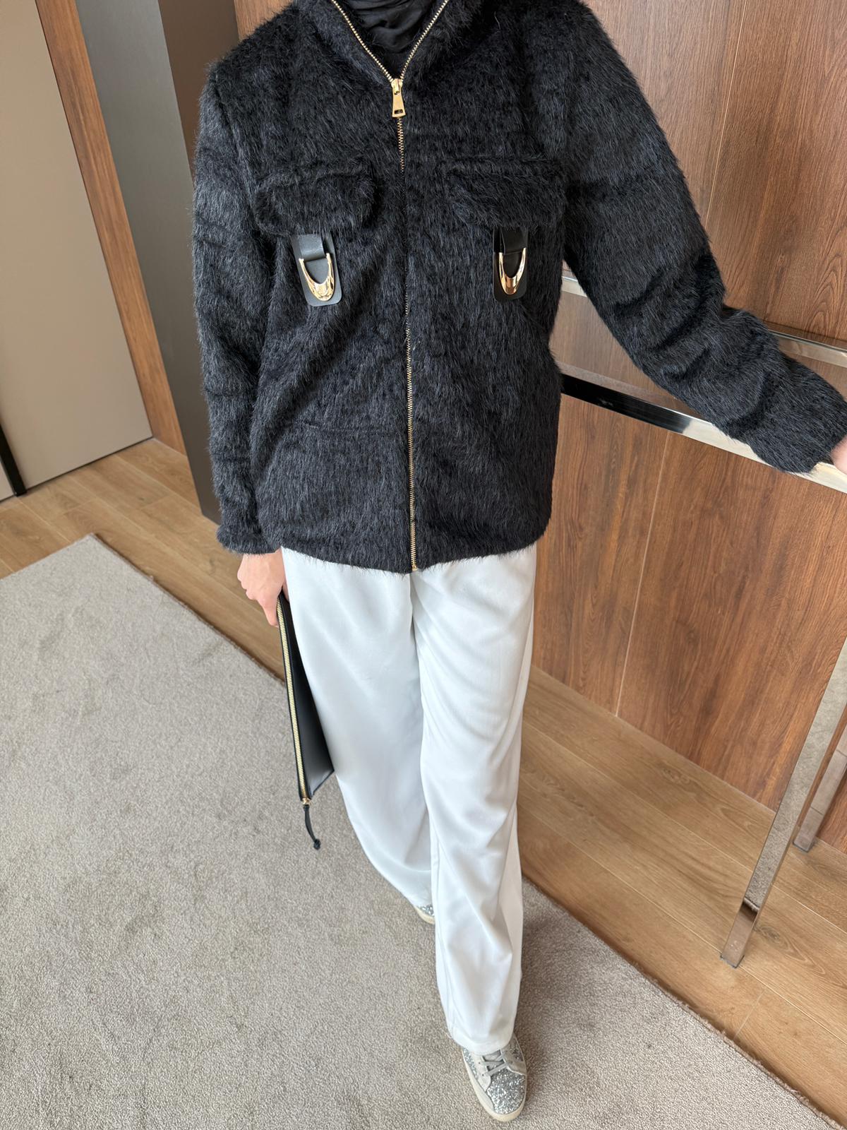 DERİ KEMER DETAYLI KAŞE - Siyah