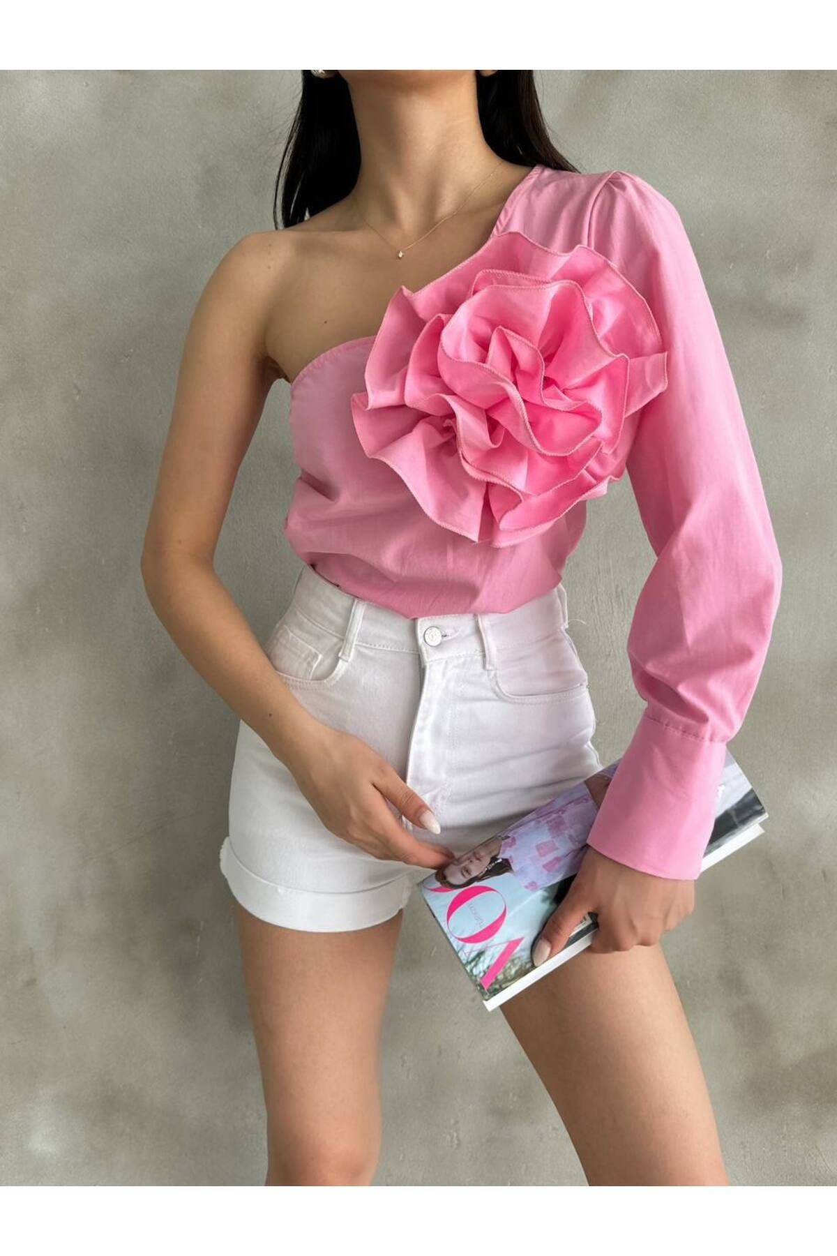 Kadın Pembe Tek Omuzlu ve Gül Detaylı Bluz