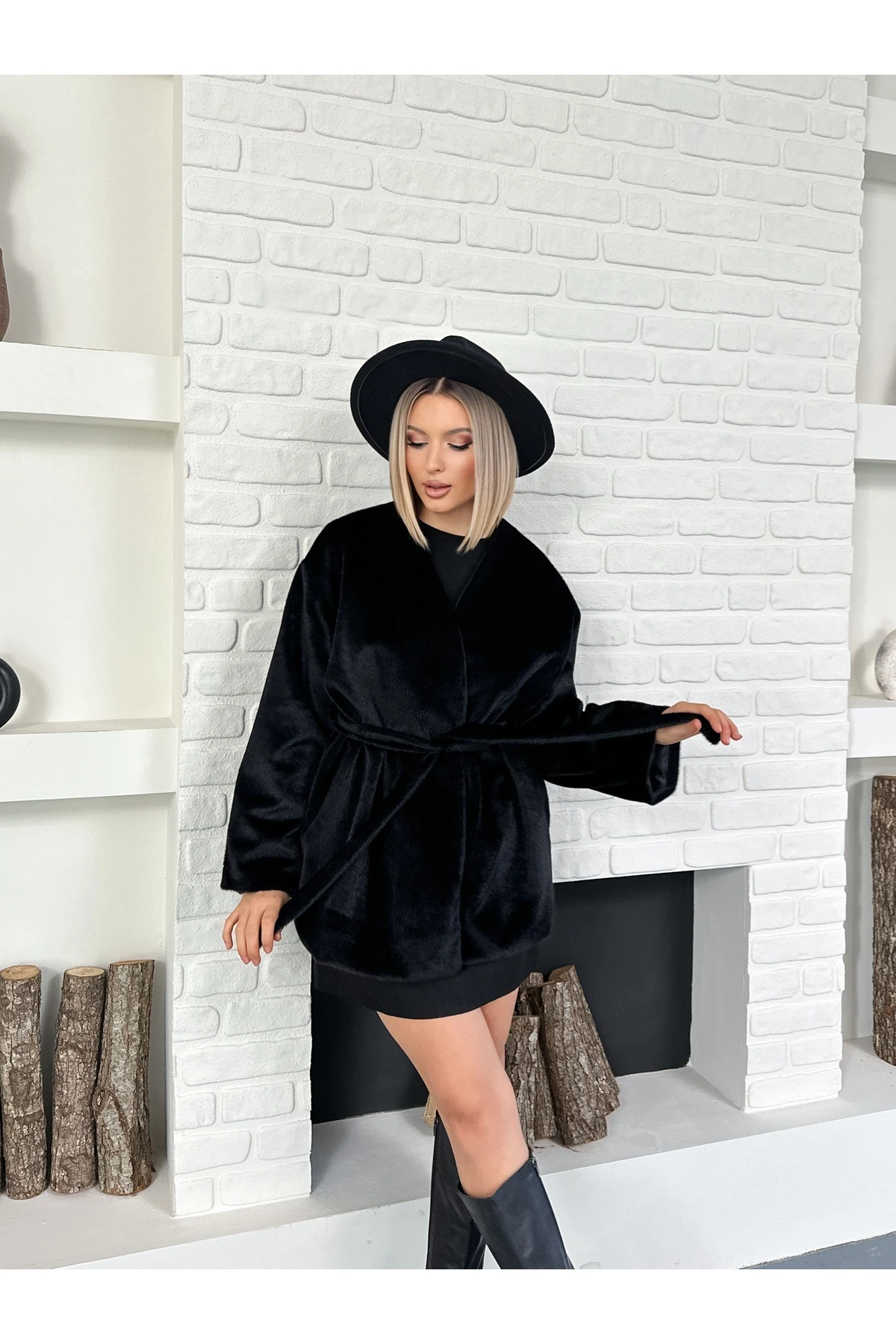 Kadın Kuşaklı Astarlı Kürk Kaban - Siyah