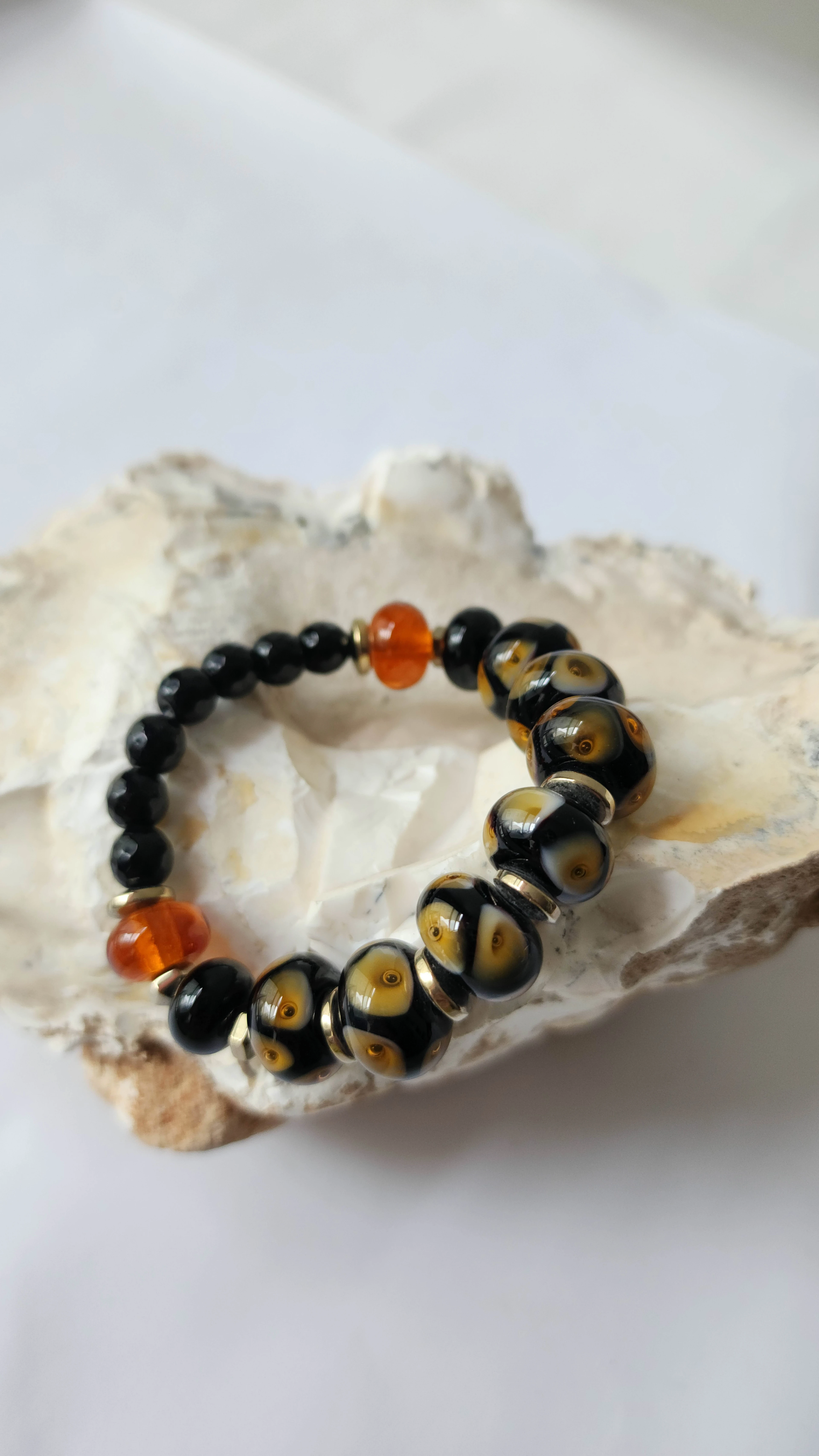 Oniks Doğaltaşı ve Cam Boncuk Bileklik Siyah