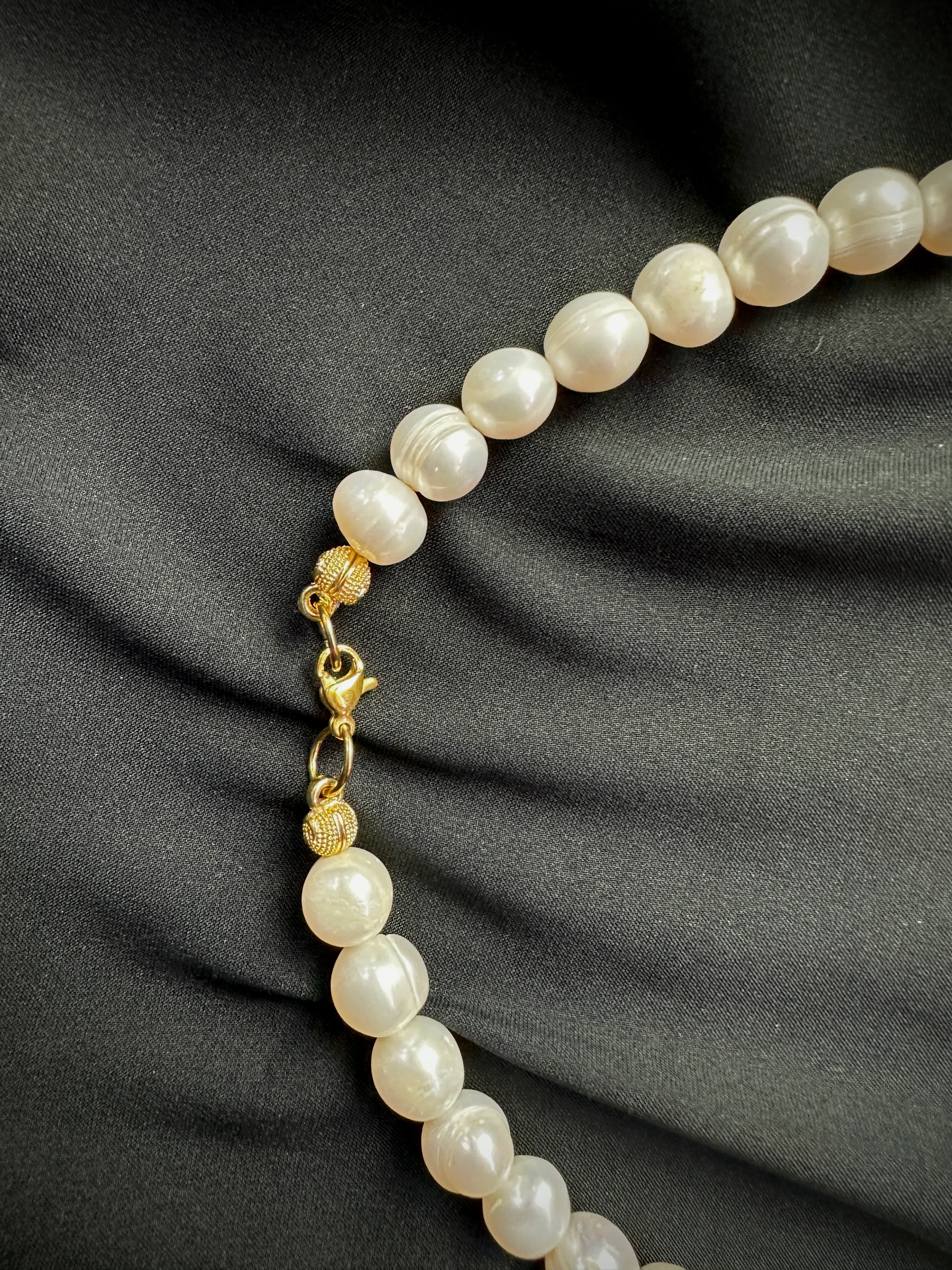 Cam Detaylı İnci Kolye