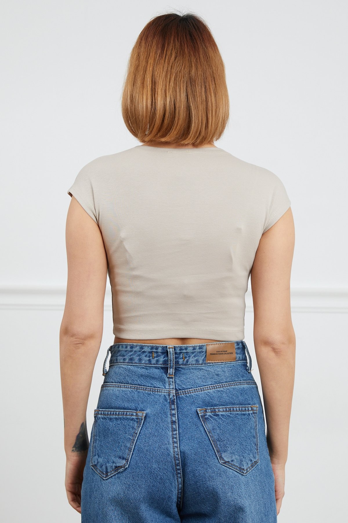 taş-basic crop body 