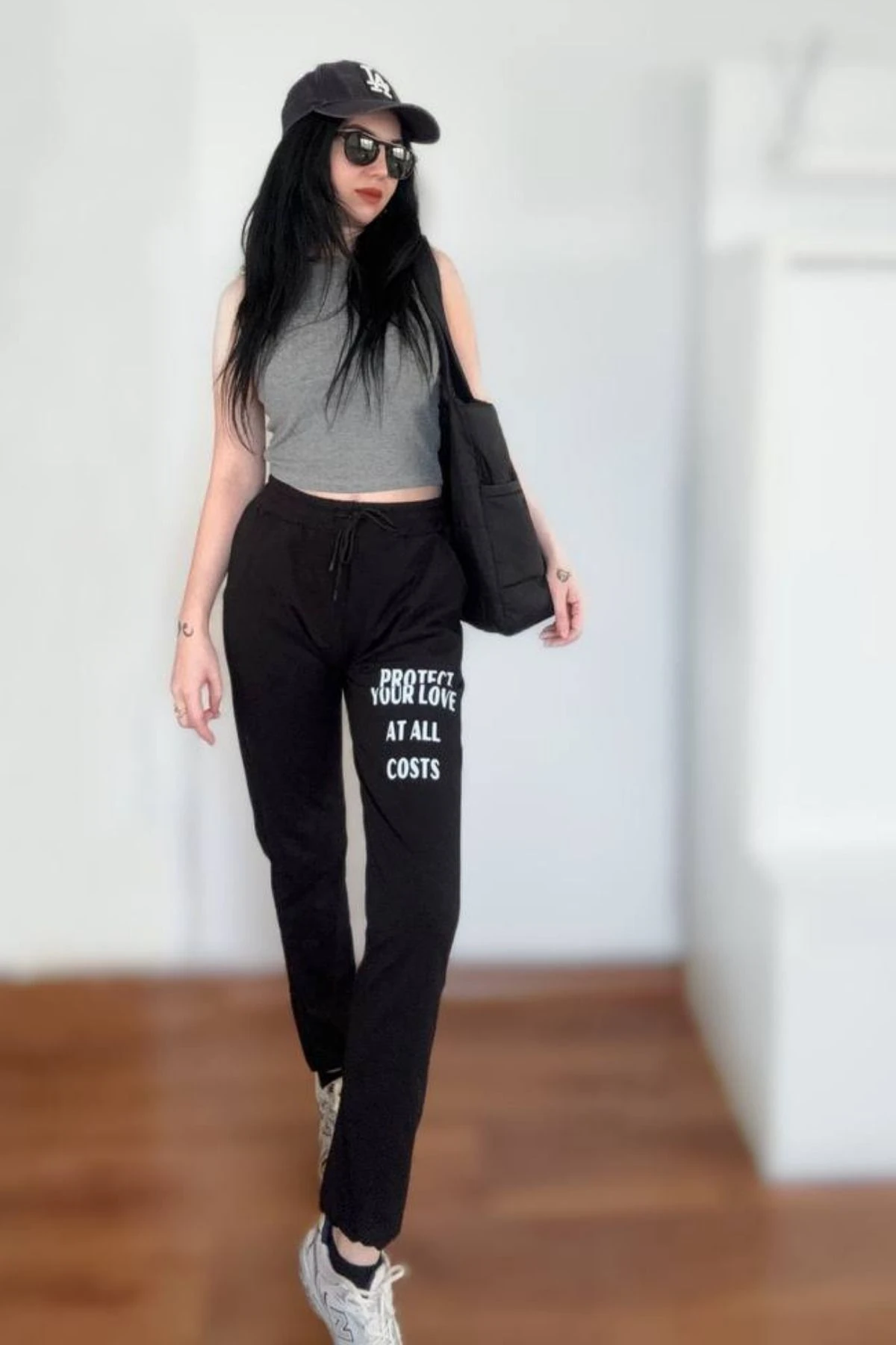 Kadın Siyah Penye Yazlık Jogger Spor Eşofman Alt Baskı Detaylı