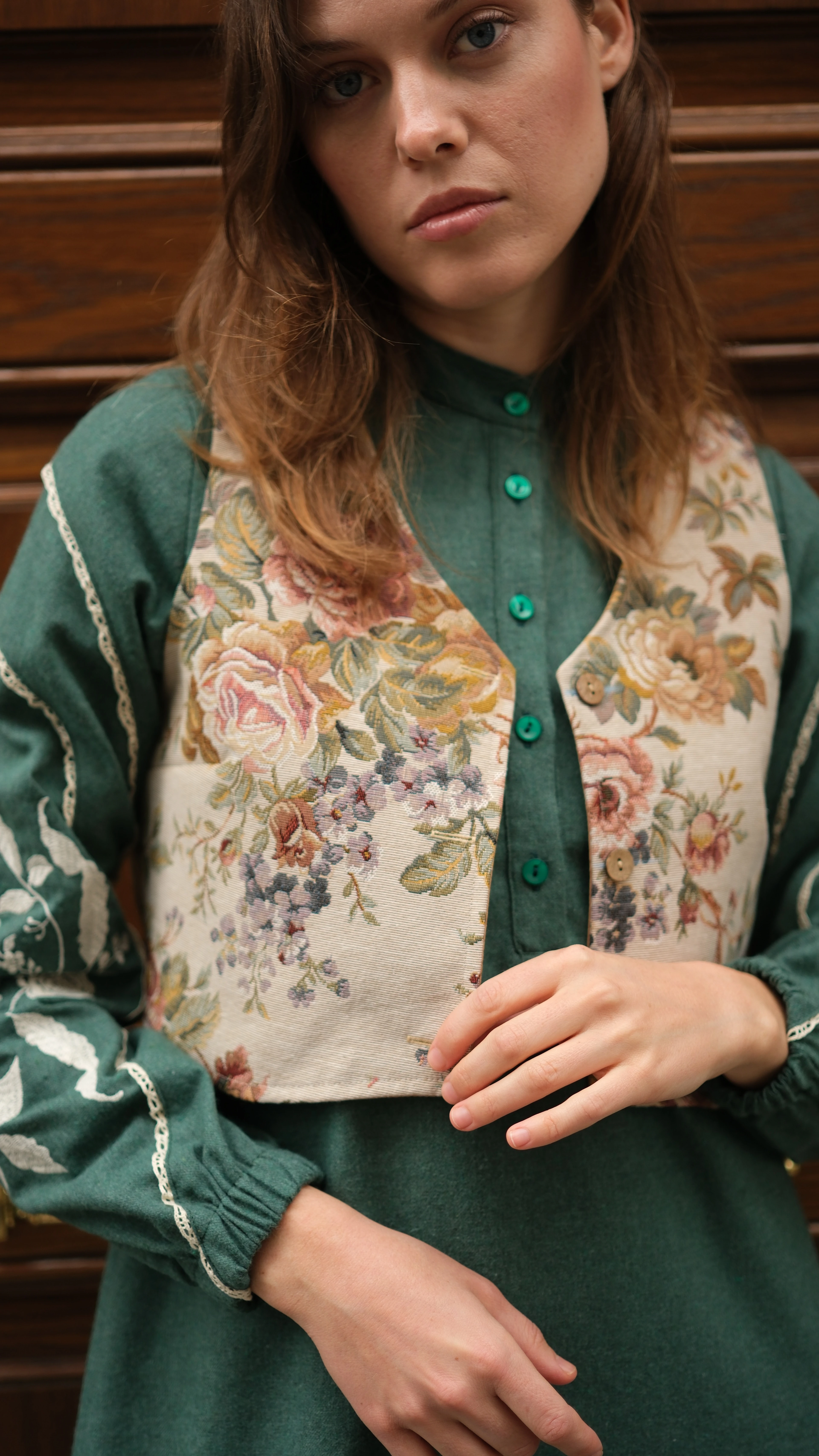 Lavinya Elbise + Goblen Yelekli Takım Petrol