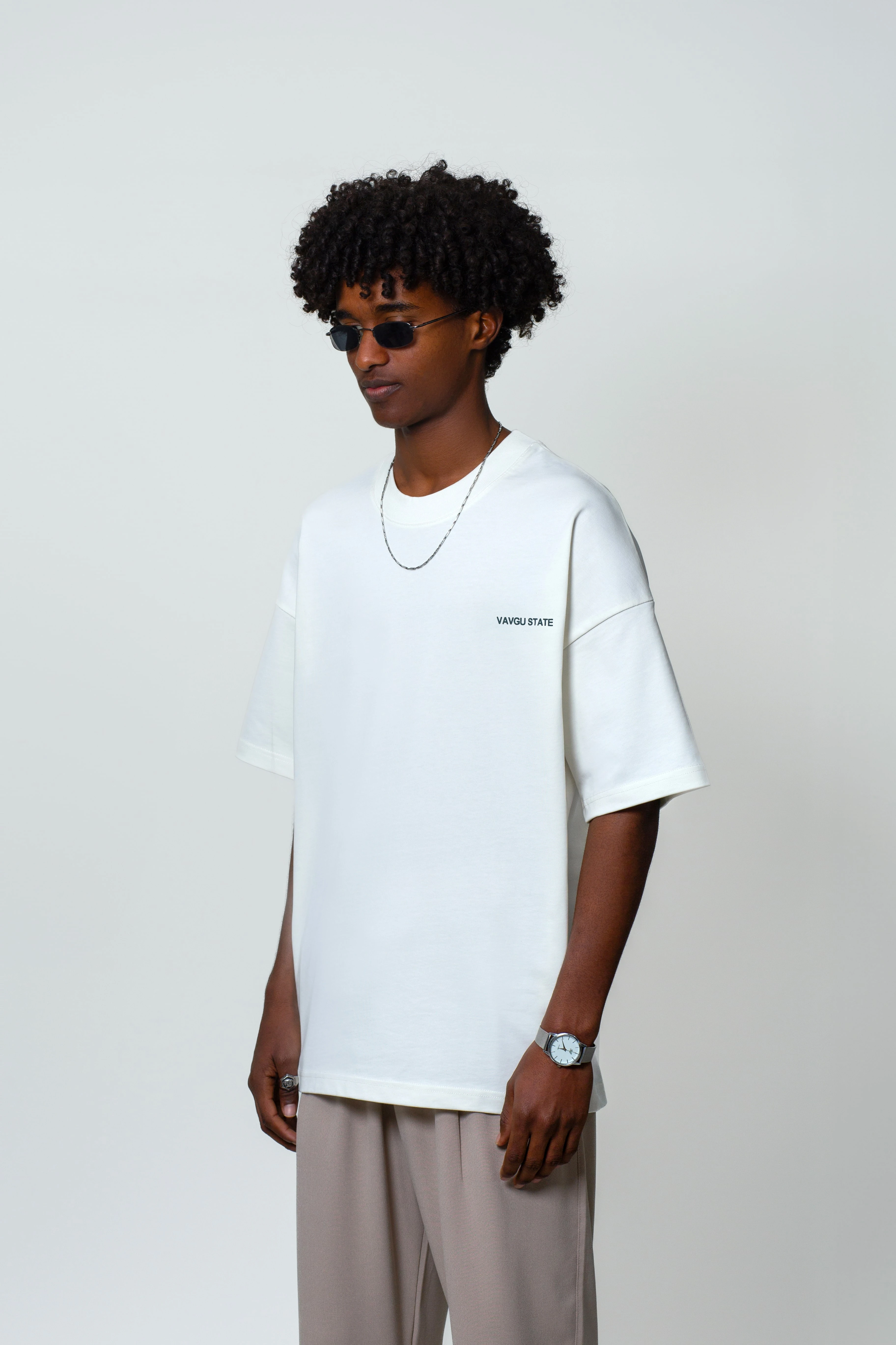 logolu basic t-shirt/ekru