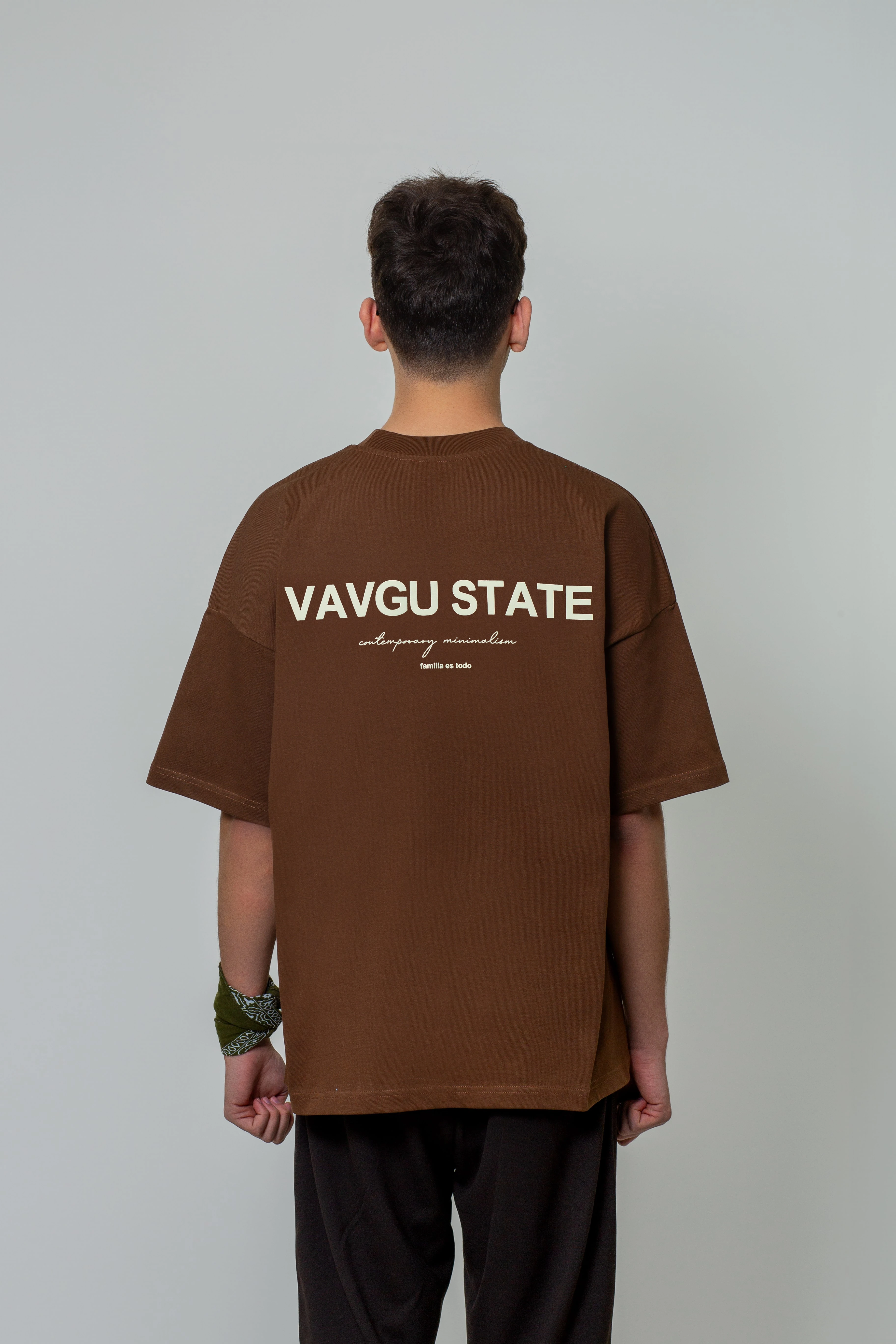 contemporary minimalism t-shirt/kahve