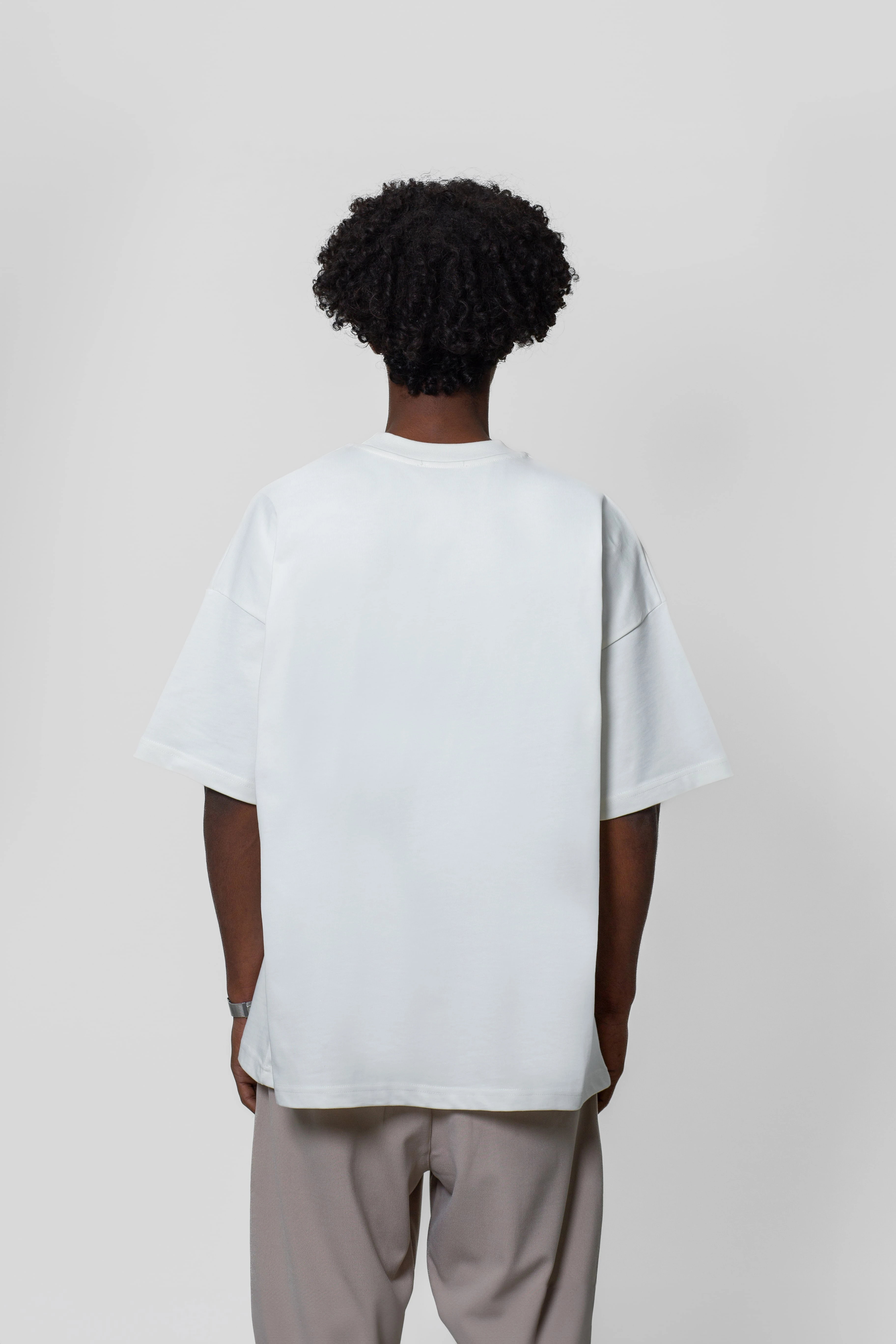 amblemli basic t-shirt/ekru