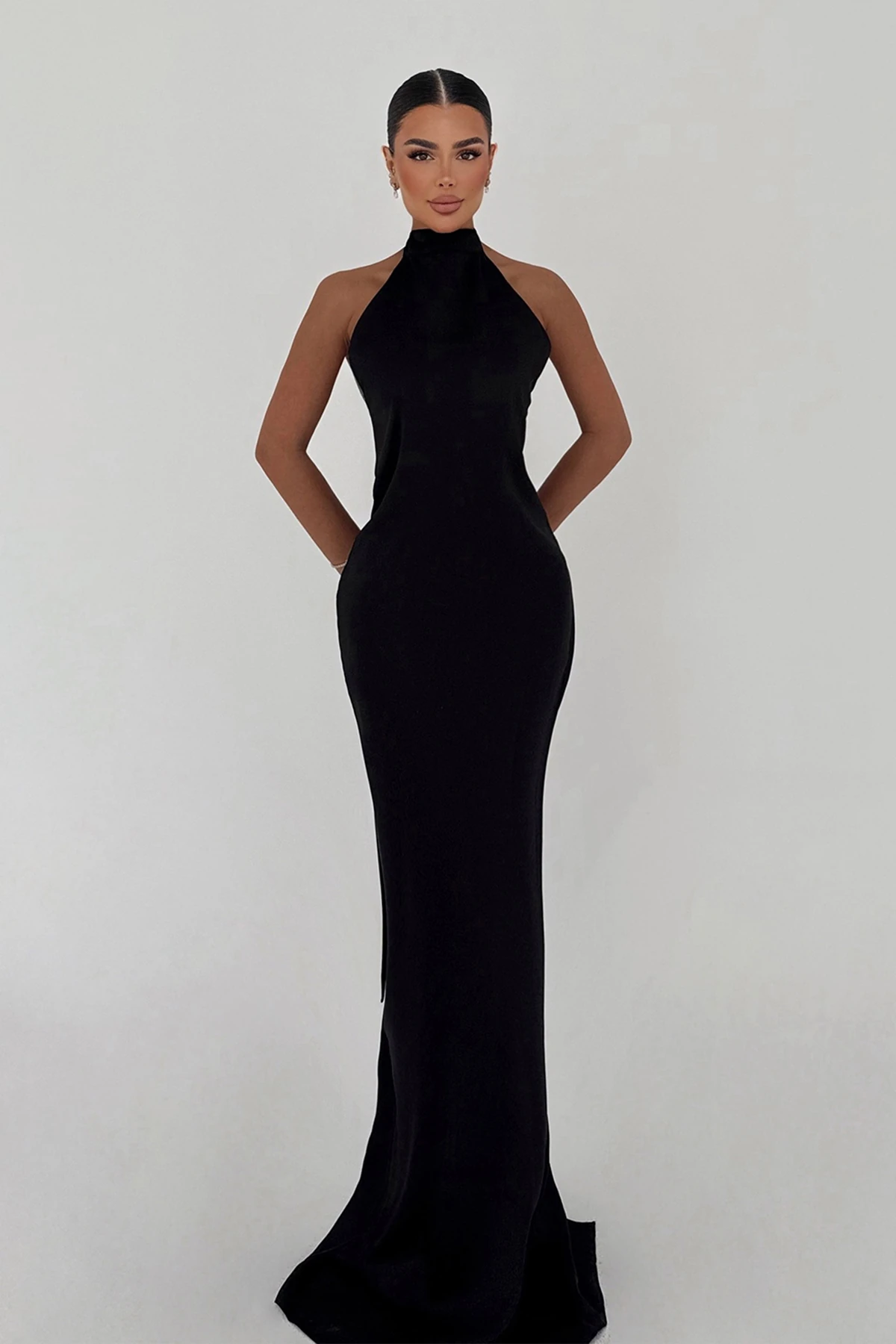 Siyah Aldonsa Sırt Dekolteli Elbise ATE-1319