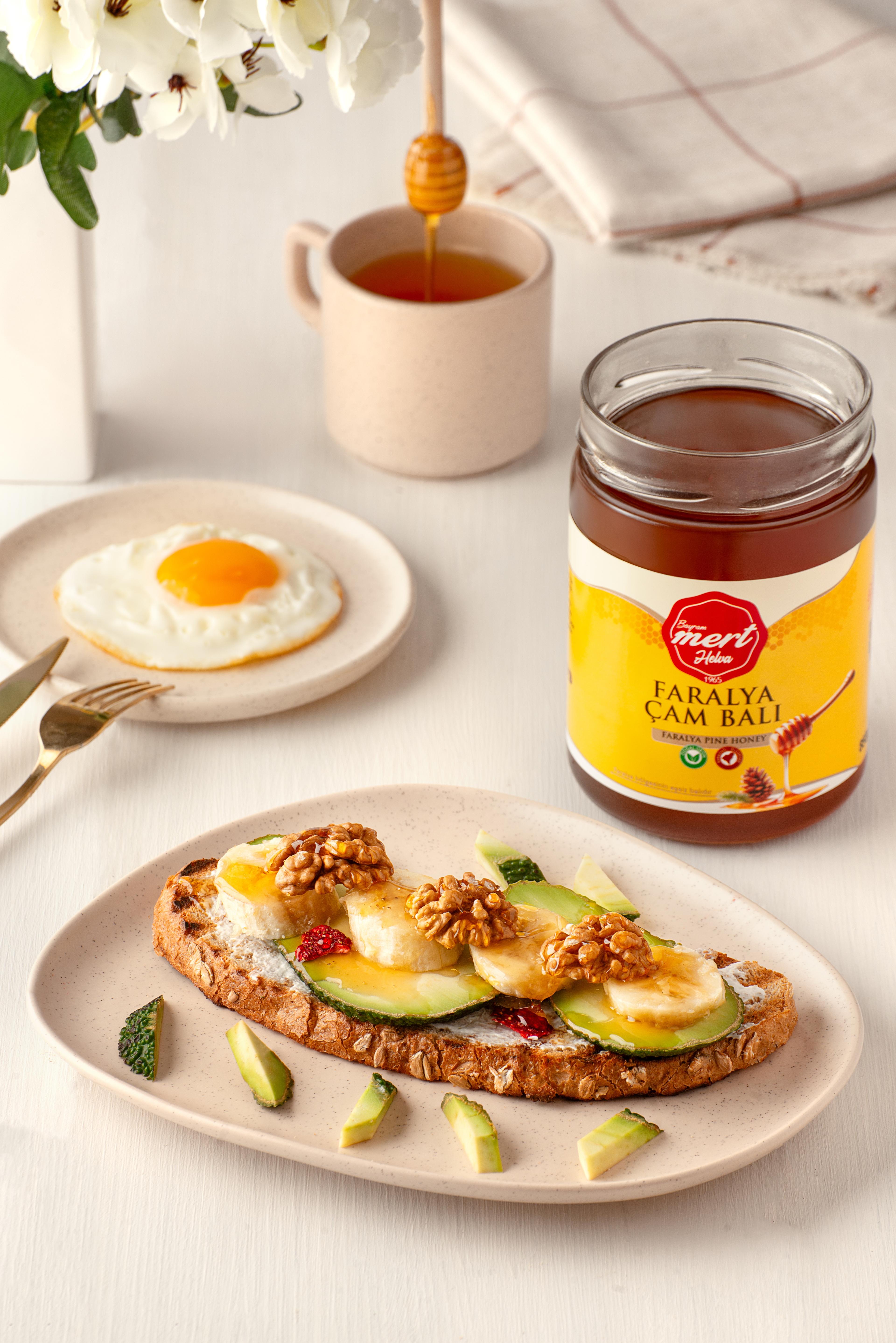 Faralya Çam Balı (850 Gr)