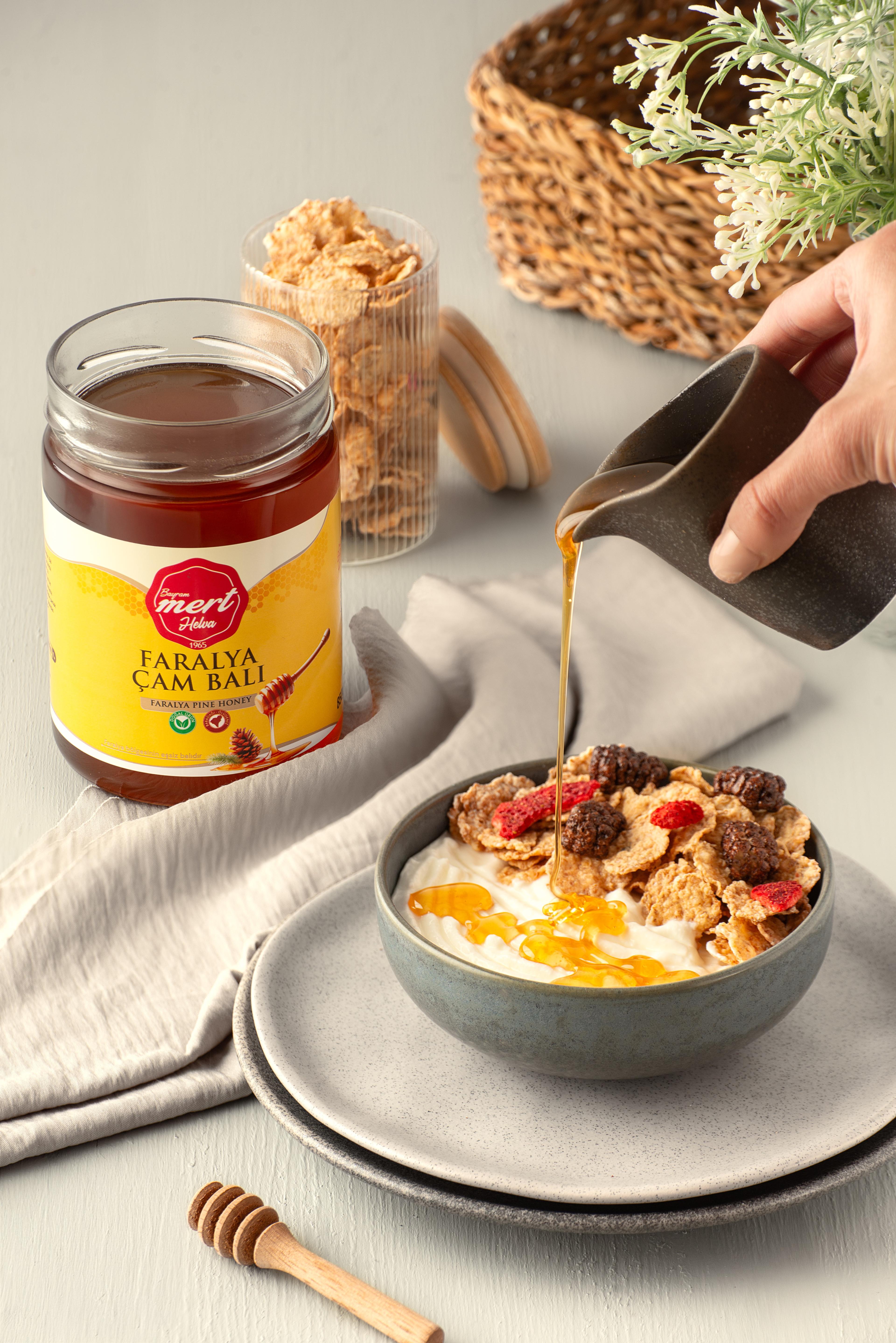 Faralya Çam Balı (850 Gr)