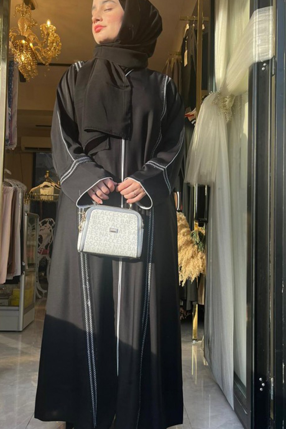 BİYELİ TAŞ DETAYLI İTHAL ABAYA