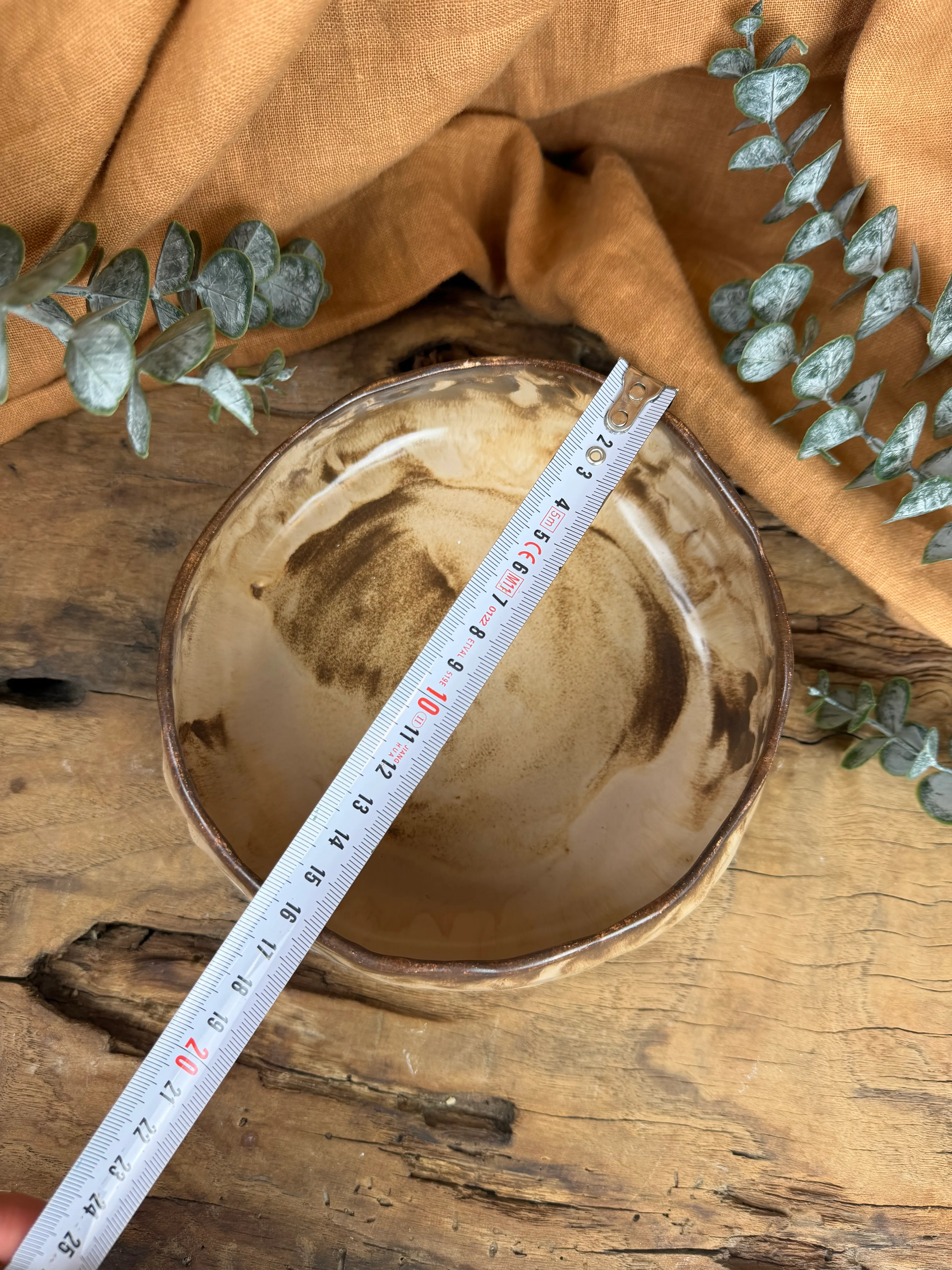 El Yapımı Seramik Kase – Kahve & Bej Tonlarında Akışkan Desenli, Stoneware