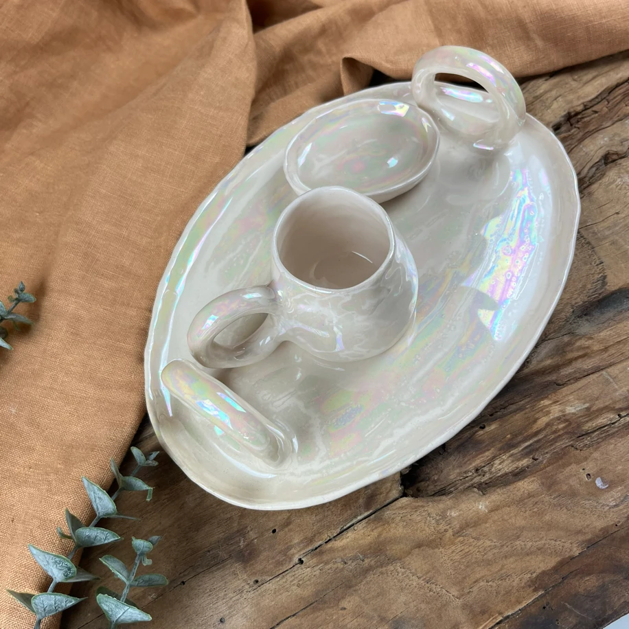 El Yapımı Sedef Lüsterli 3’lü Kahve Sunum Takımı – Fincan, Tabak &amp; Tepsi