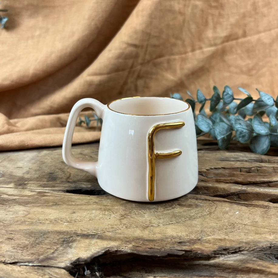 24K ALTIN DETAYLI "F" HARFLİ 250ml MUG