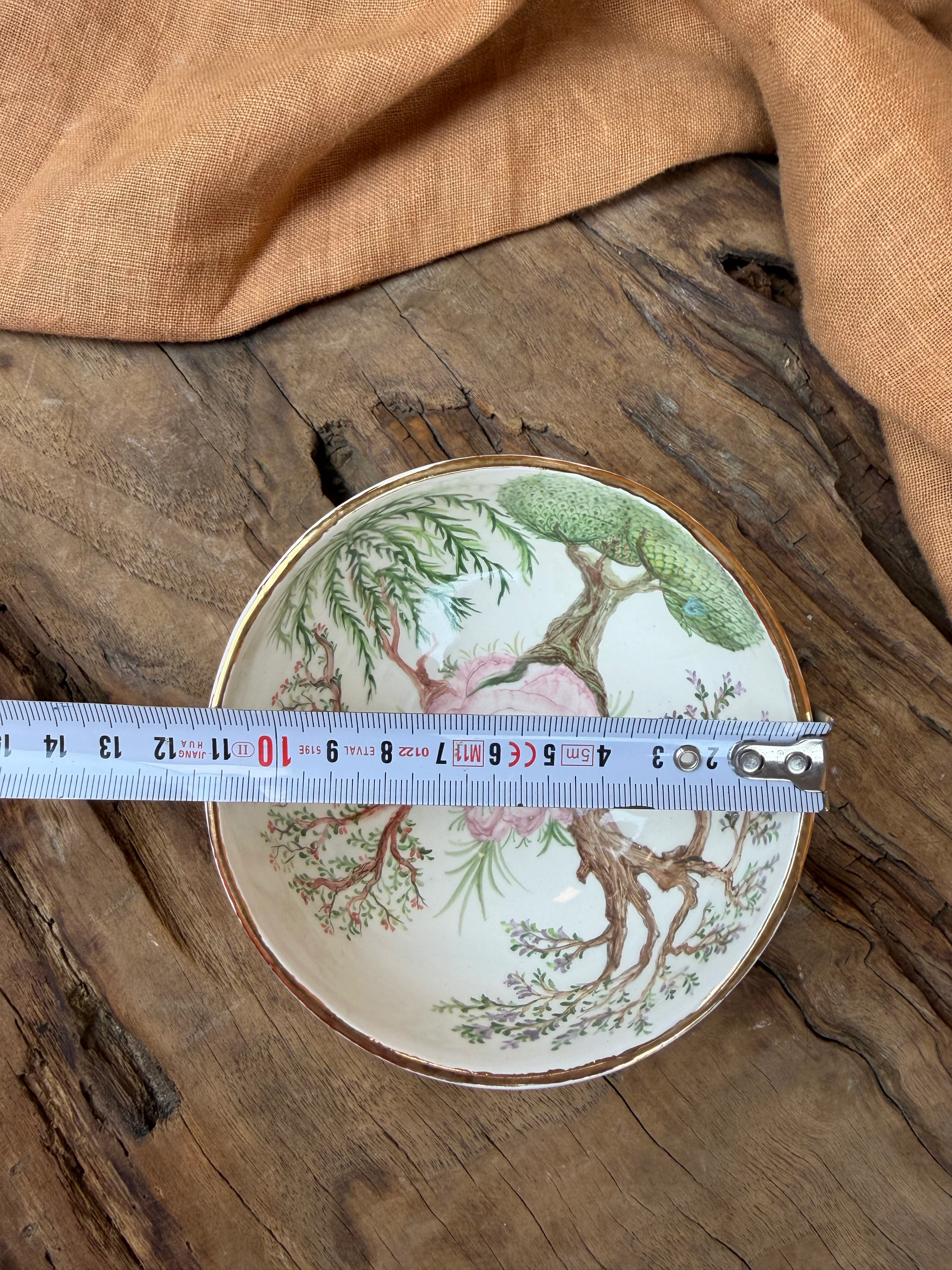 El Boyaması Çerez Kasesi (24k altın detaylı)