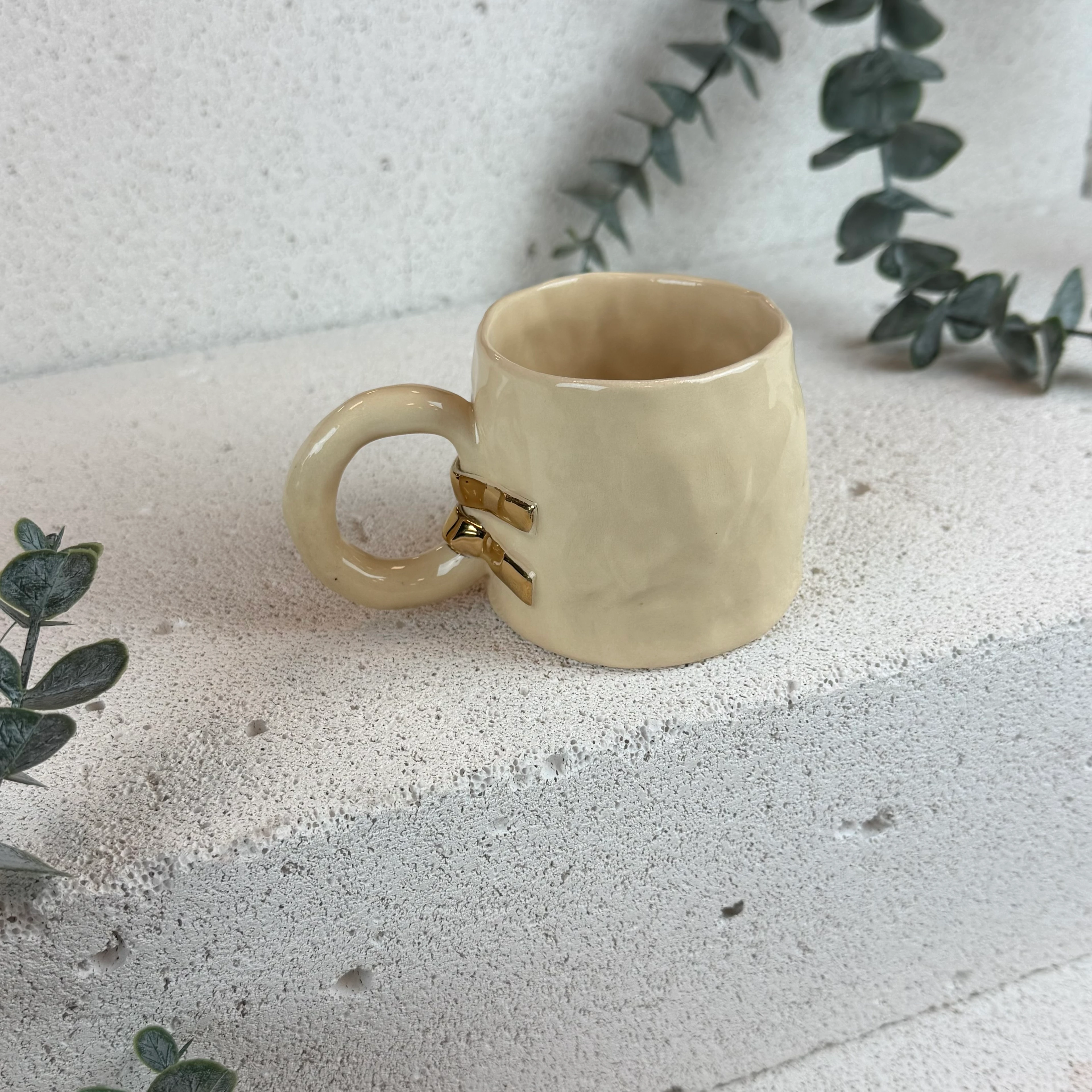 El yapımı Stoneware 24k altın detaylı 150ml